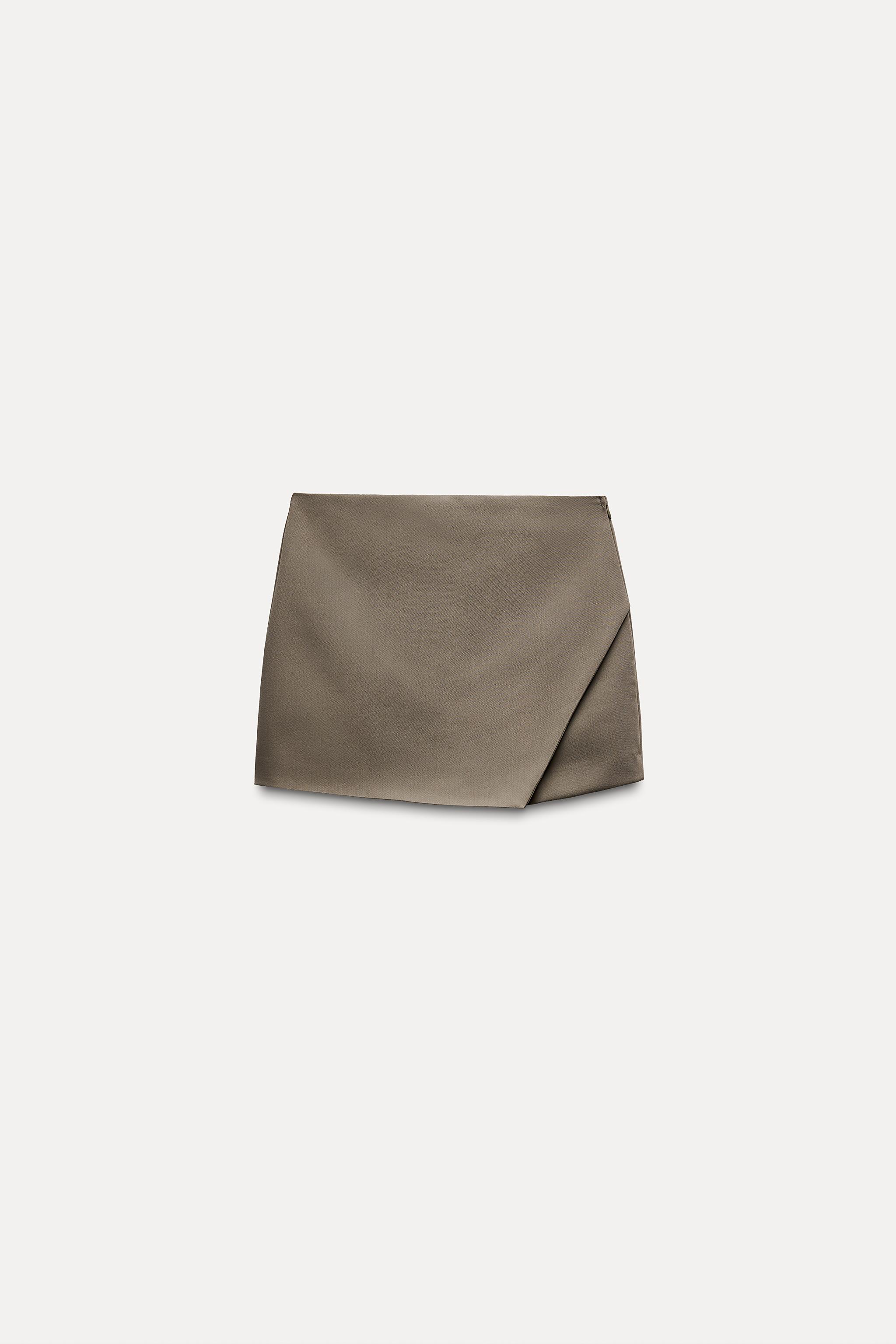Asymmetric skort