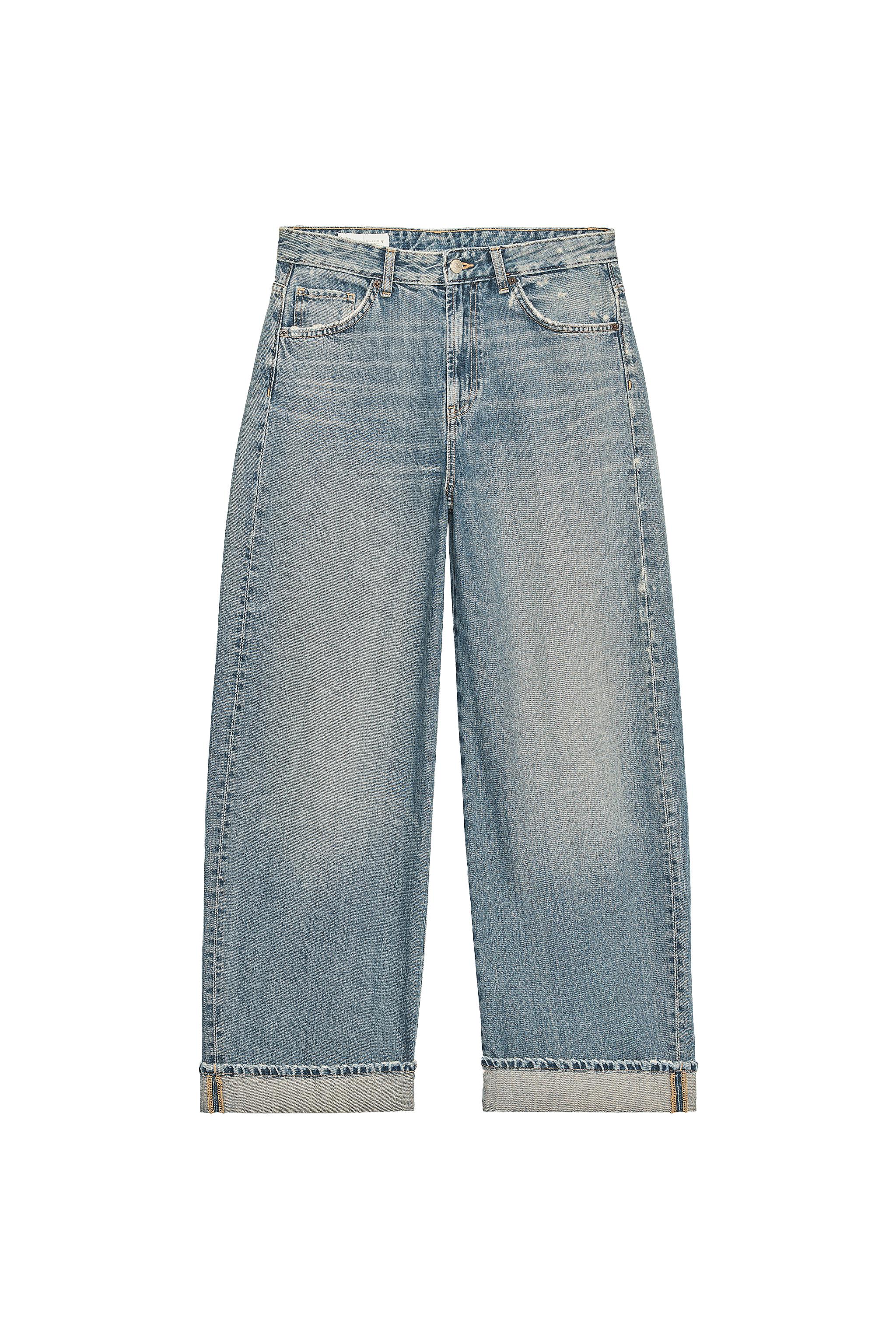 Baggy folded jeans