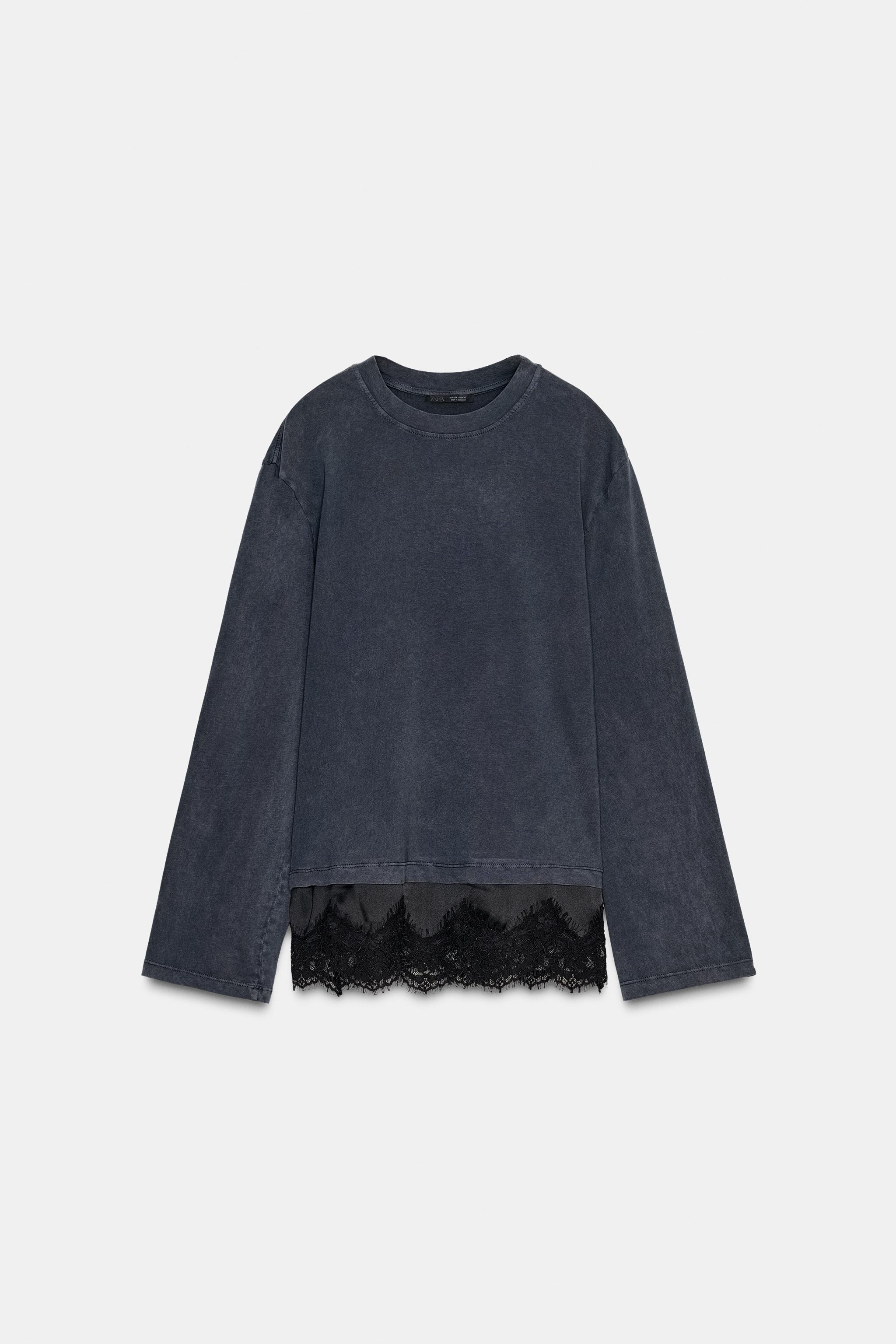 T-shirt with lace