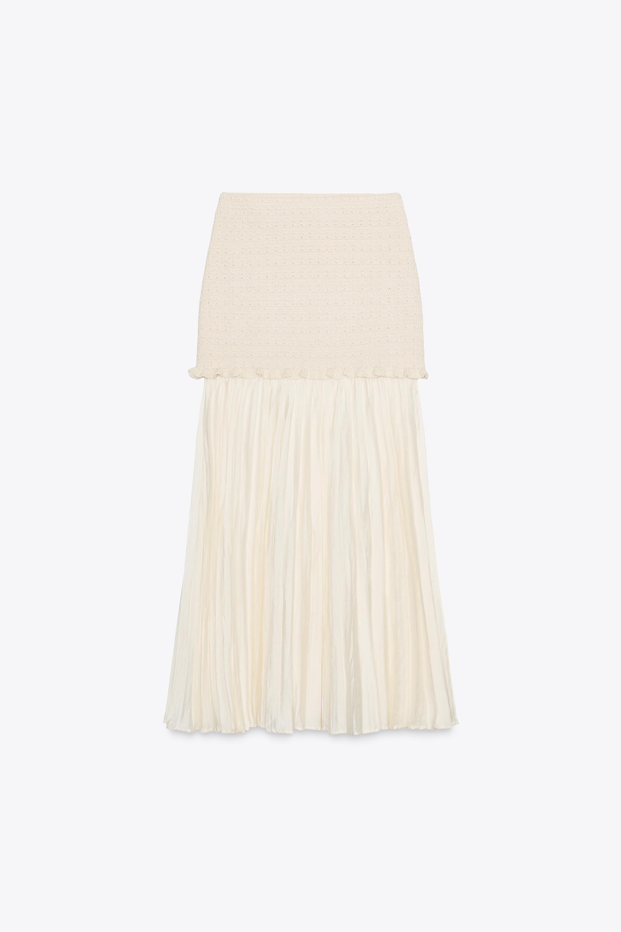 Contrast knit skirt