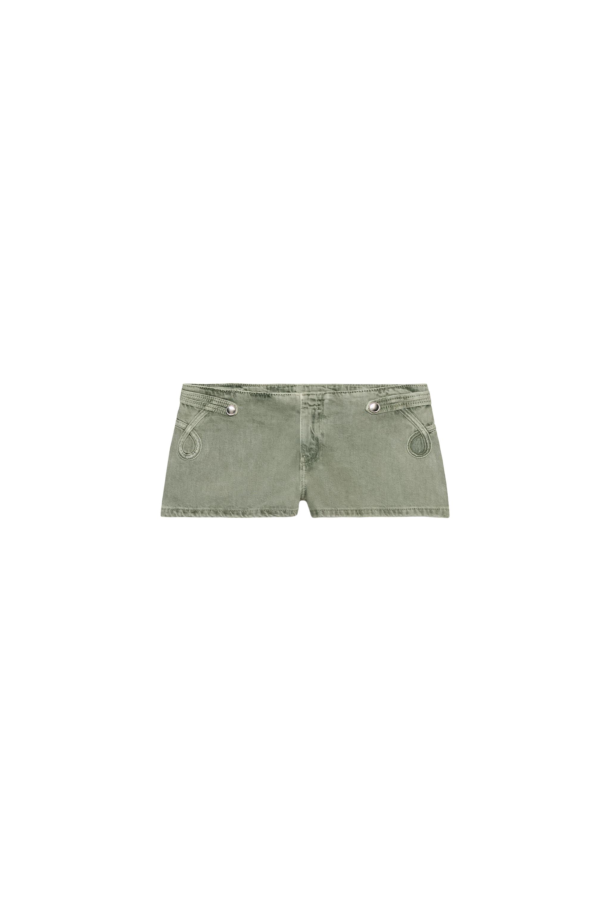 Buttoned mini shorts