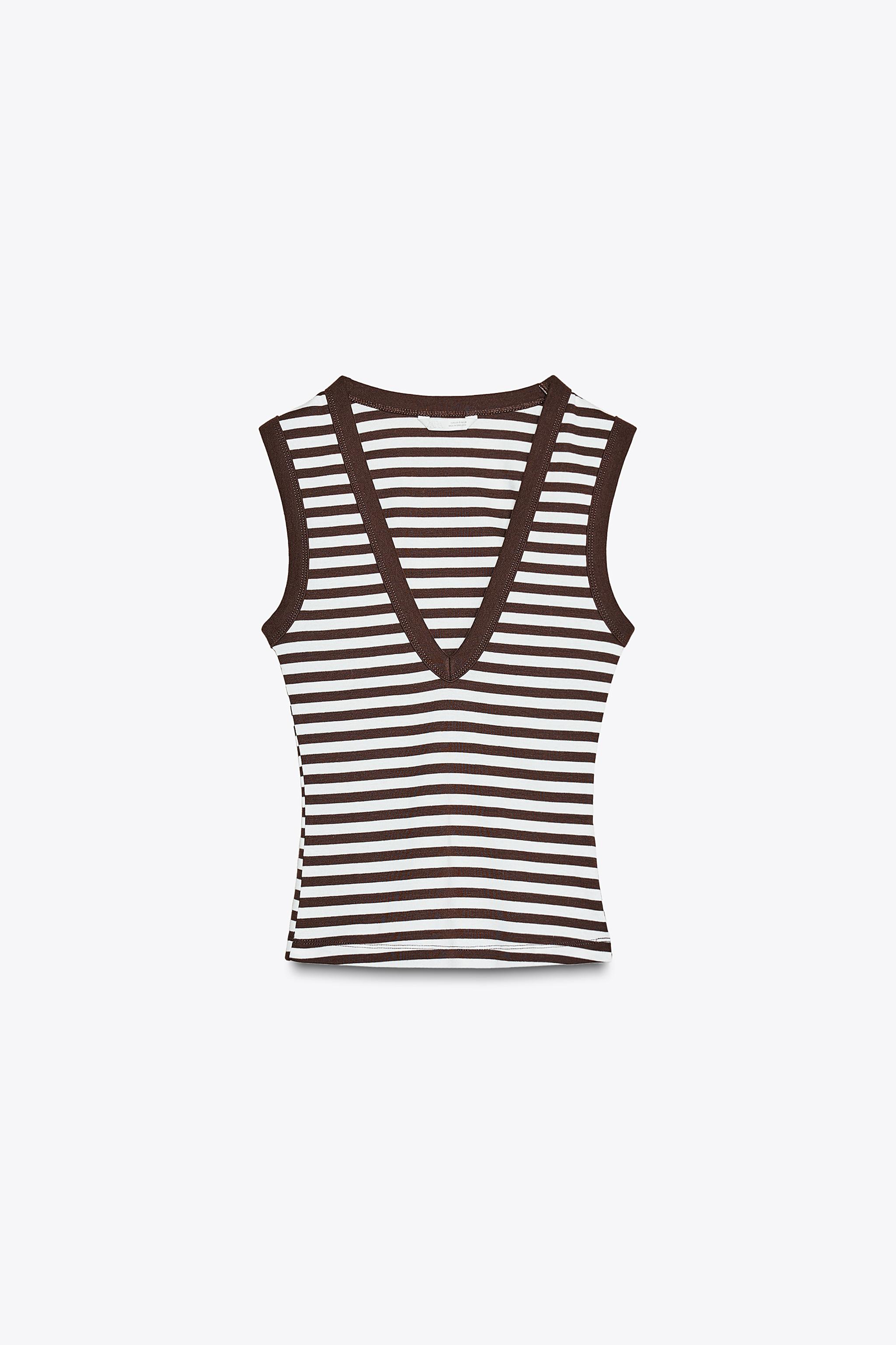 V-neck T-shirt