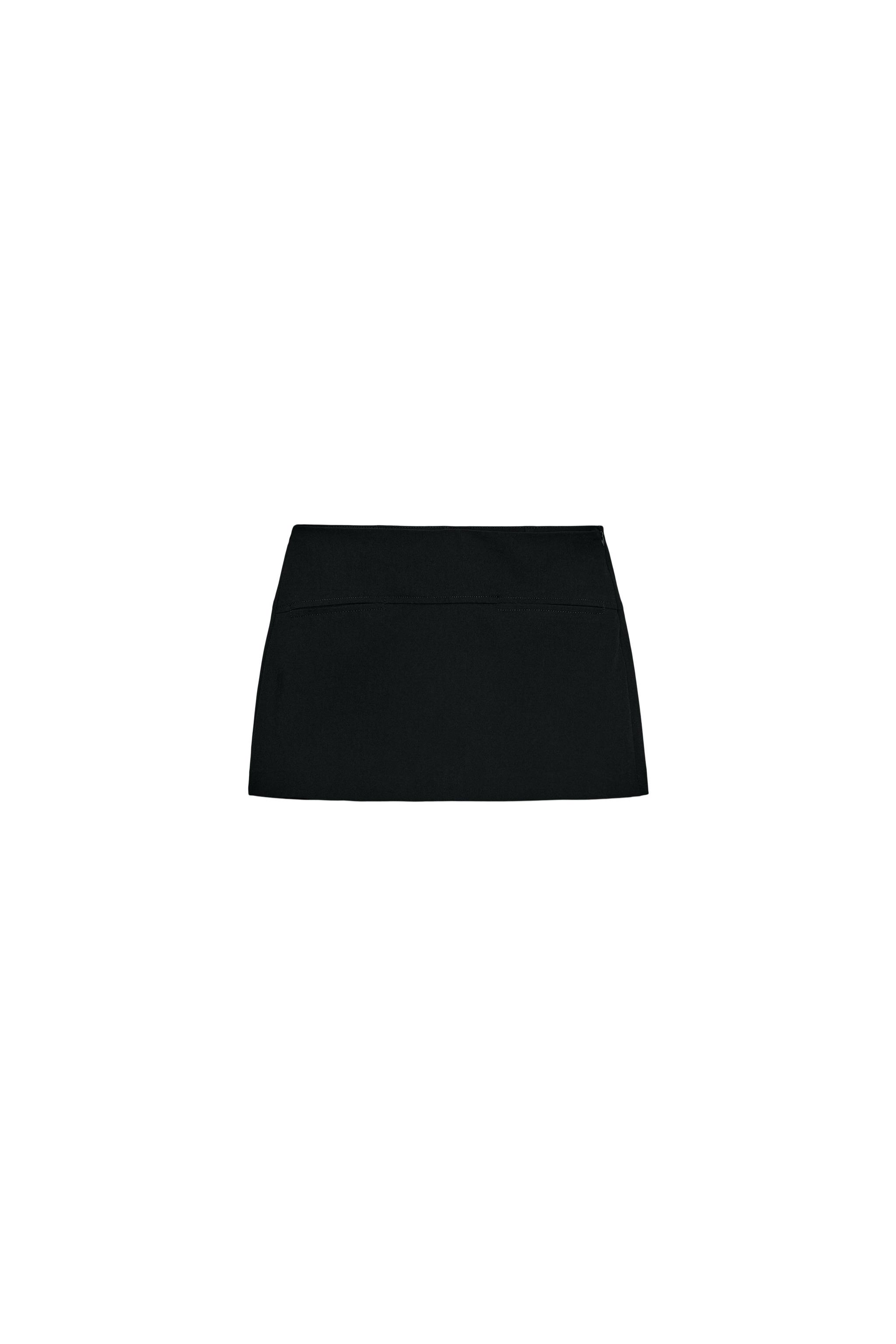 Black Skort