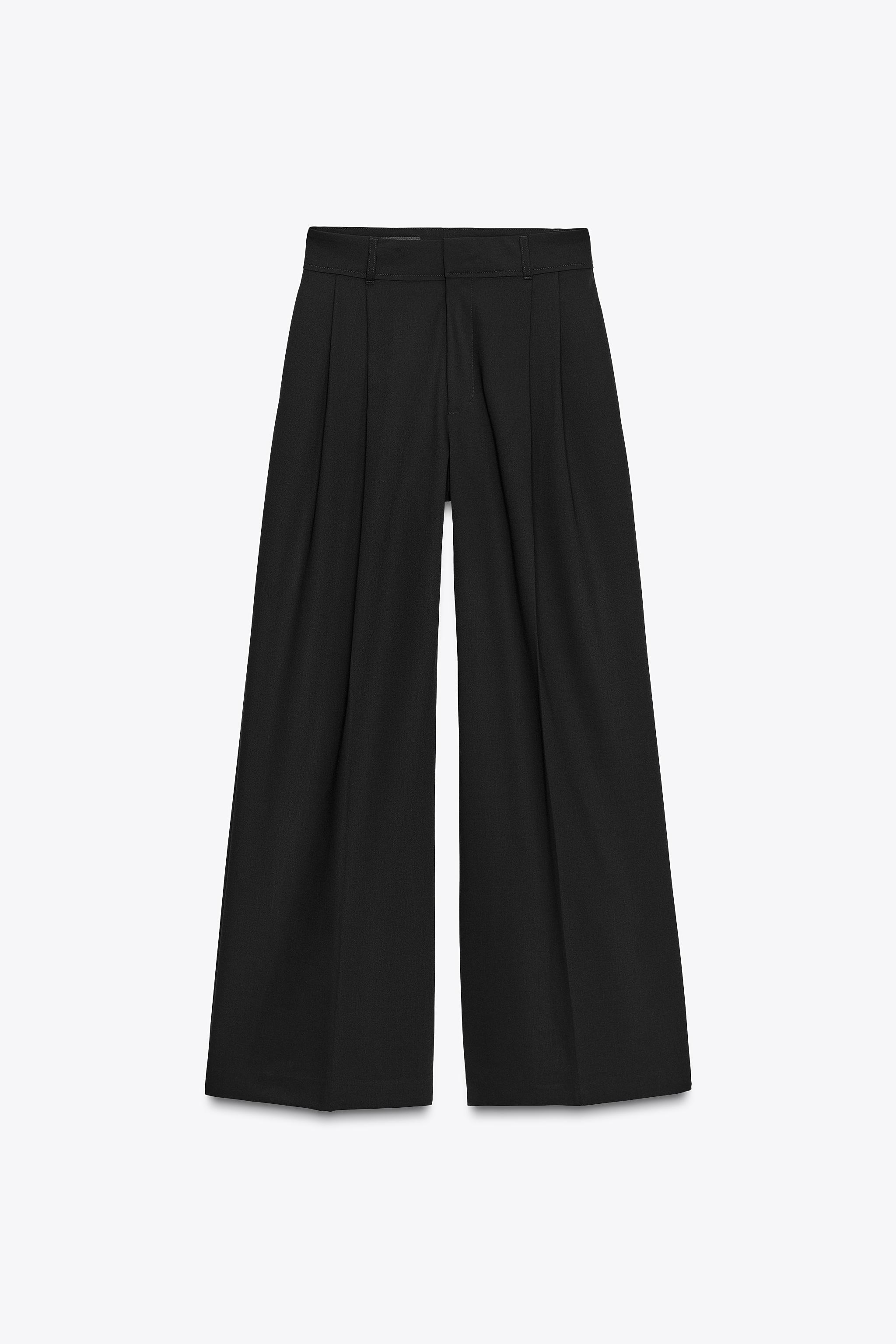 Pleated trousers