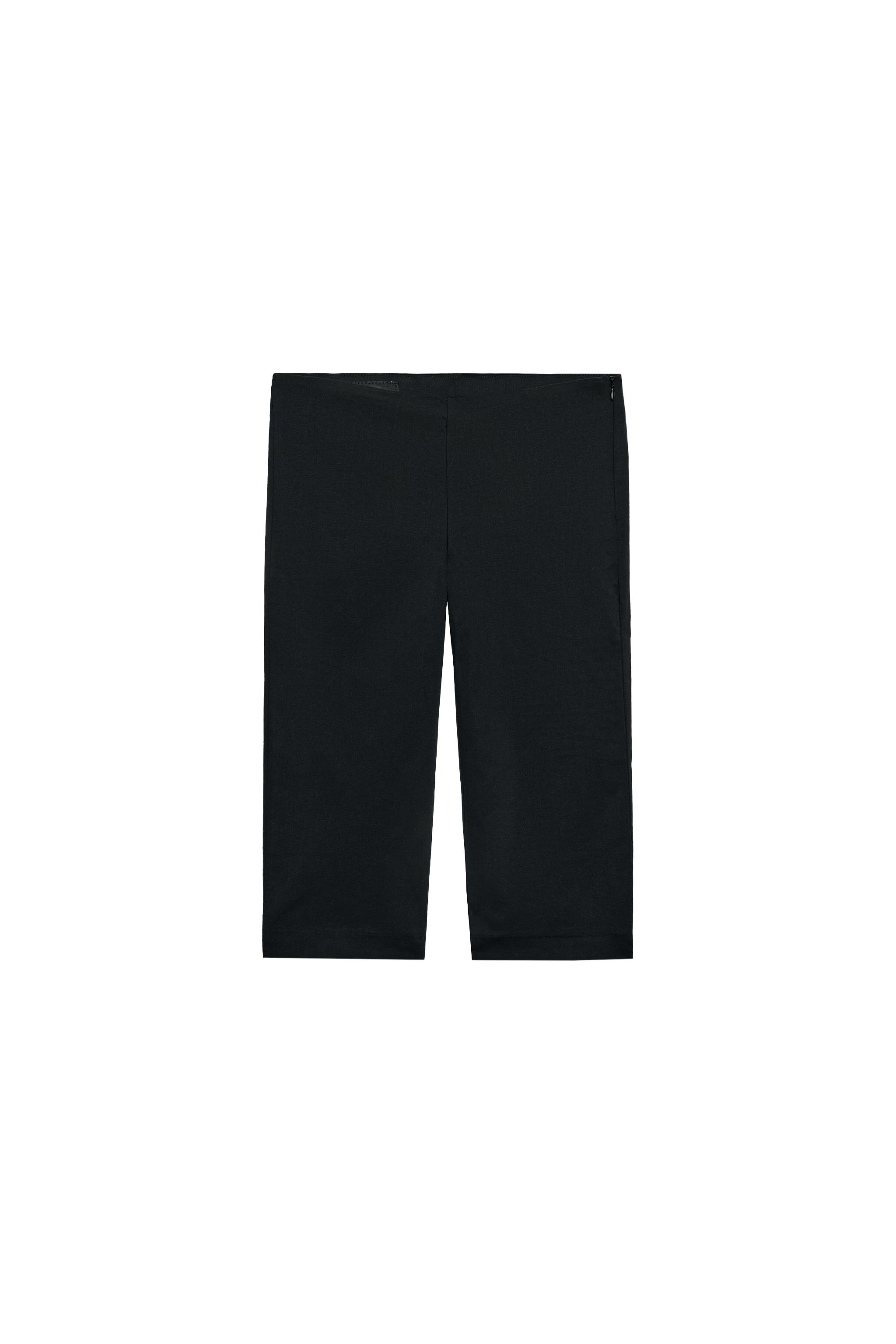 Capri trousers