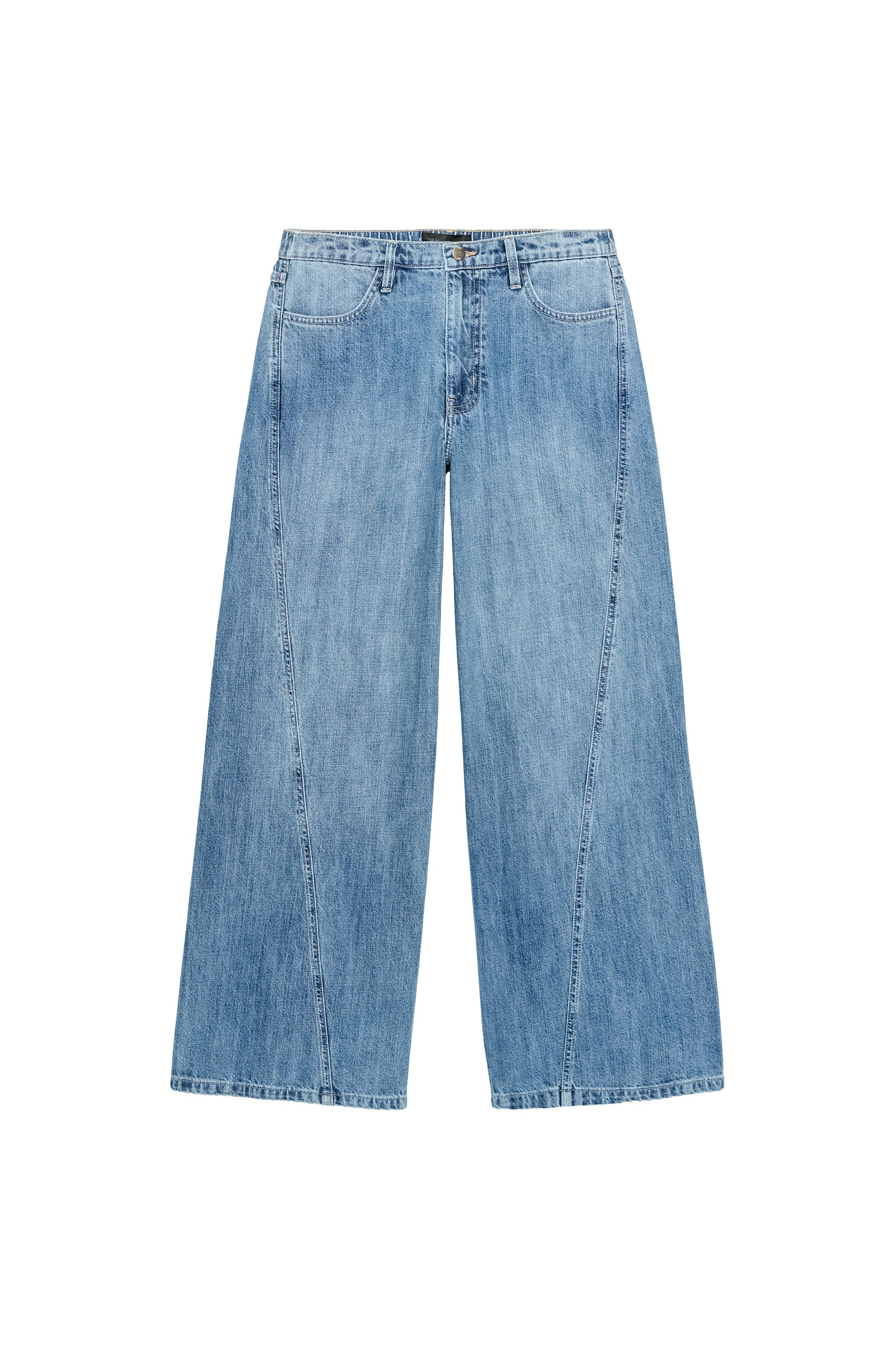 Wide leg high-waist jeans