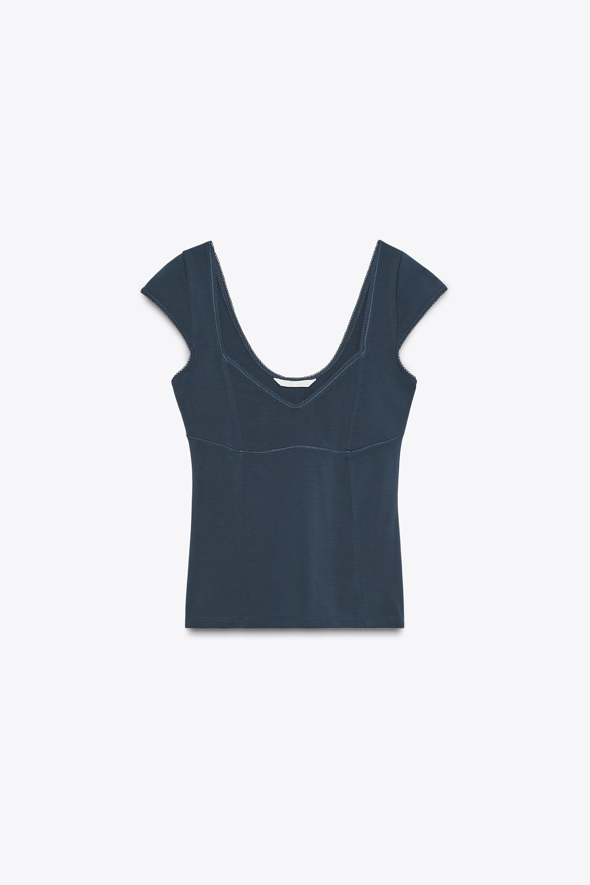 Top with lyocell lace