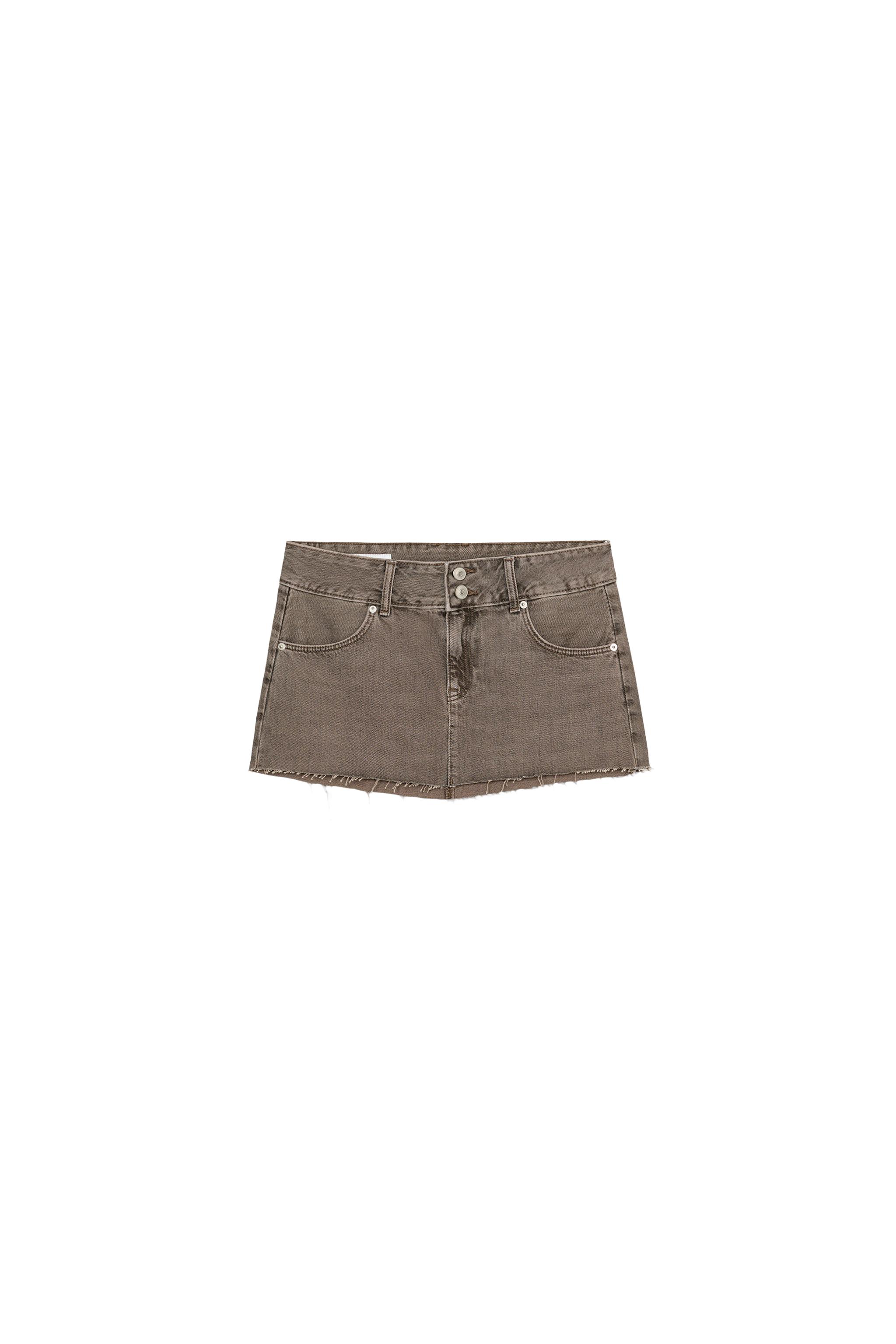 Colored short denim skirt