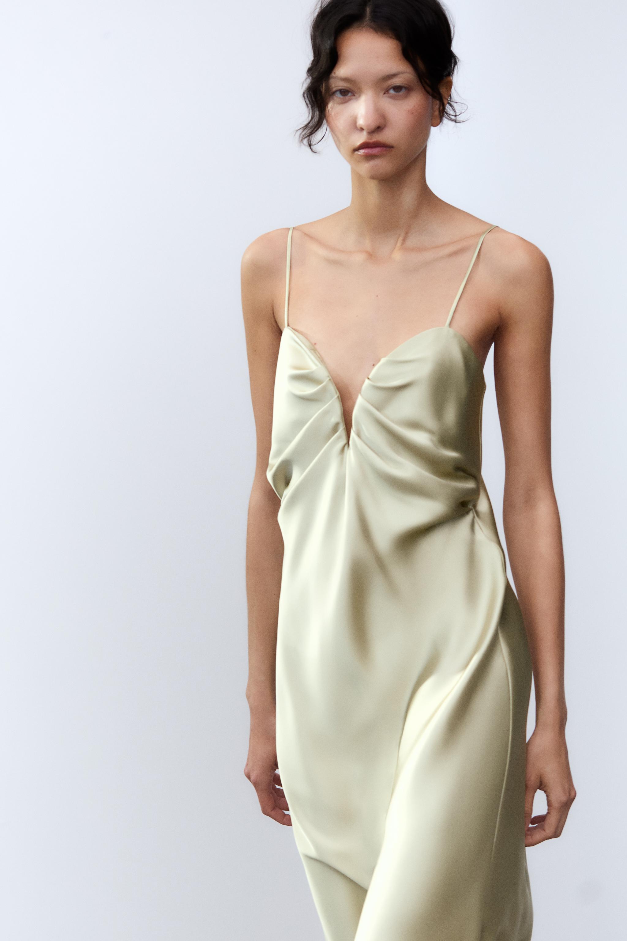 Telier Vestido Midi Satinado Corazón de Zara