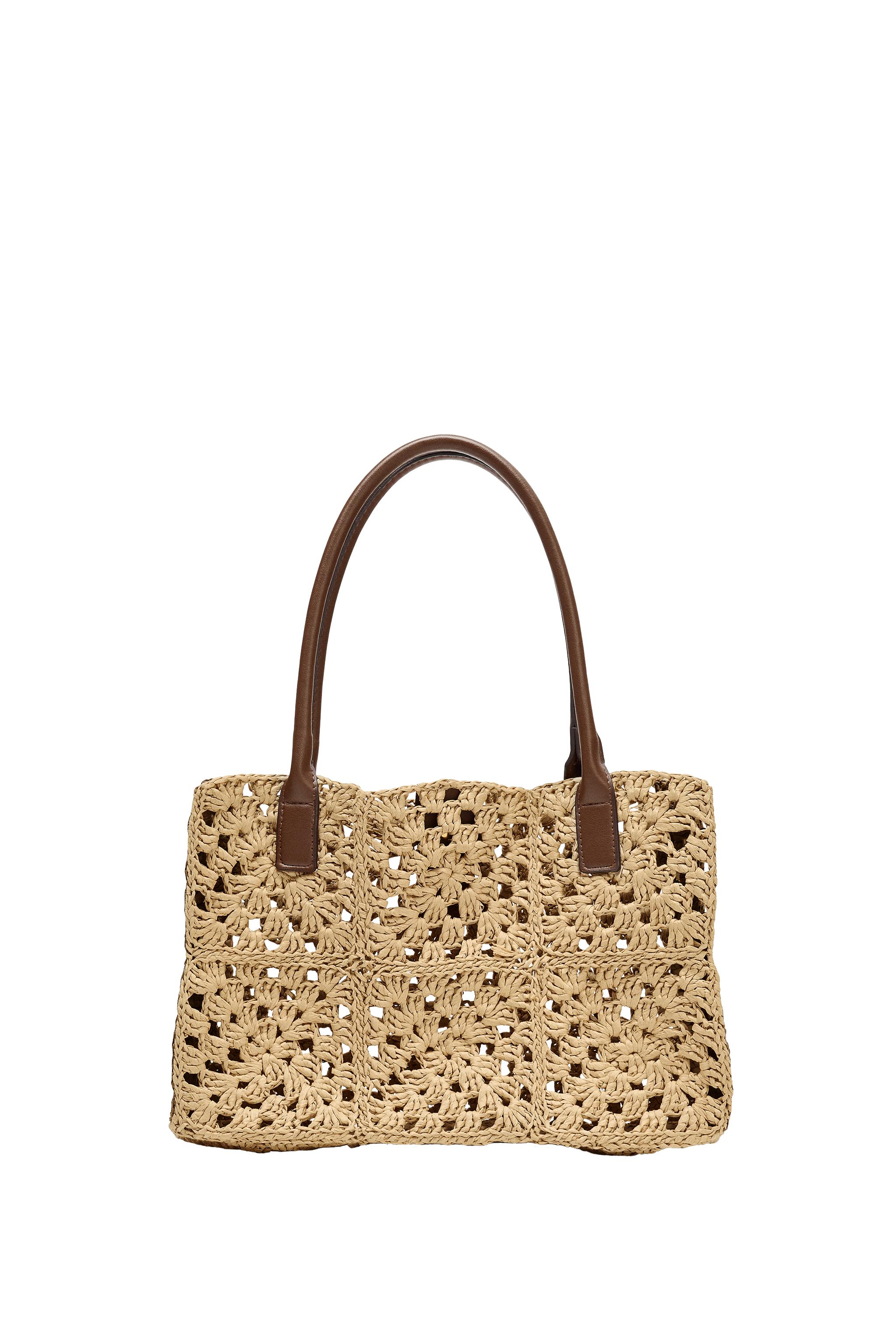 Knit accessory