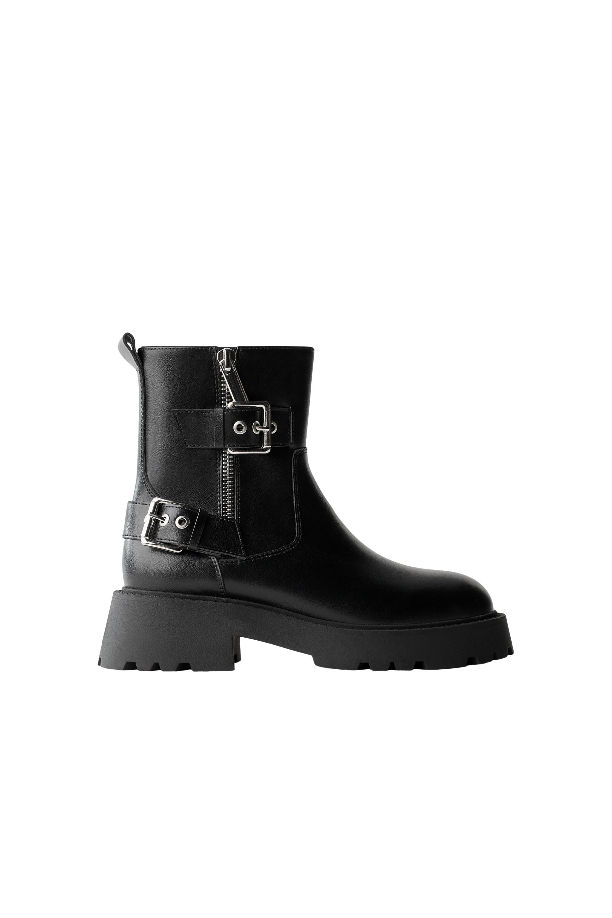 Ankle boots with buckles