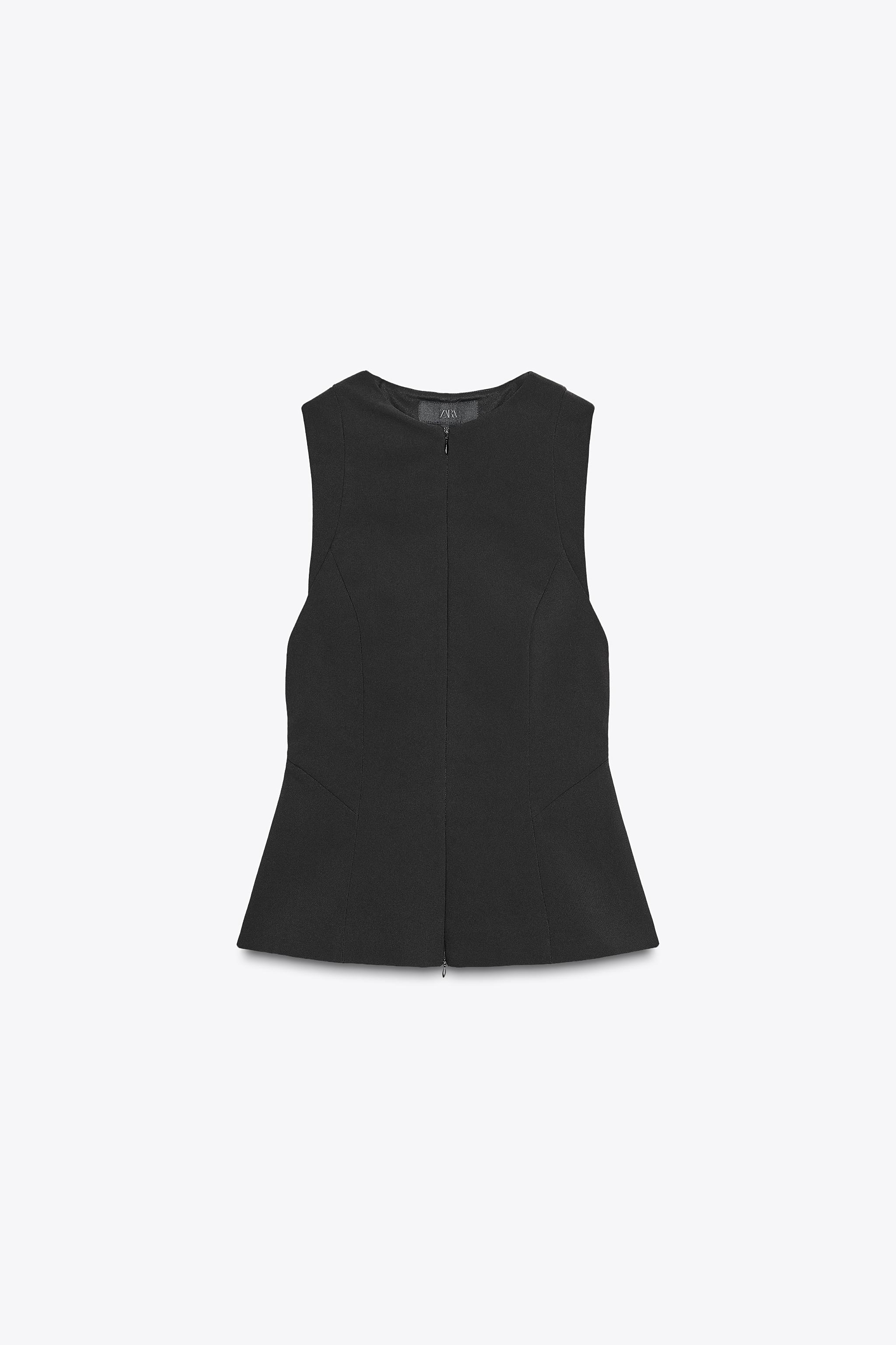 Fitted zip top