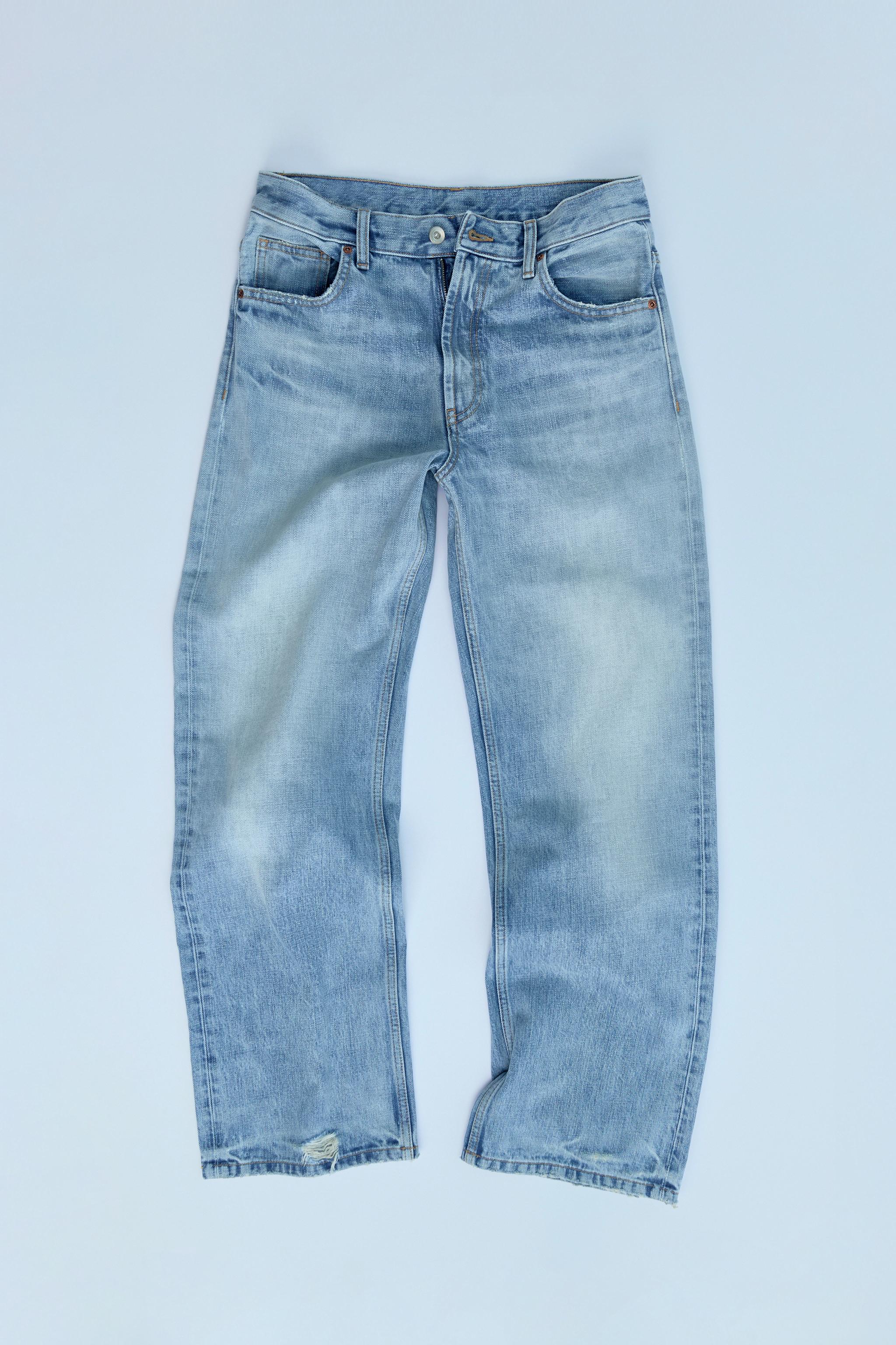 Medium-Waist Loose Straight Jeans
