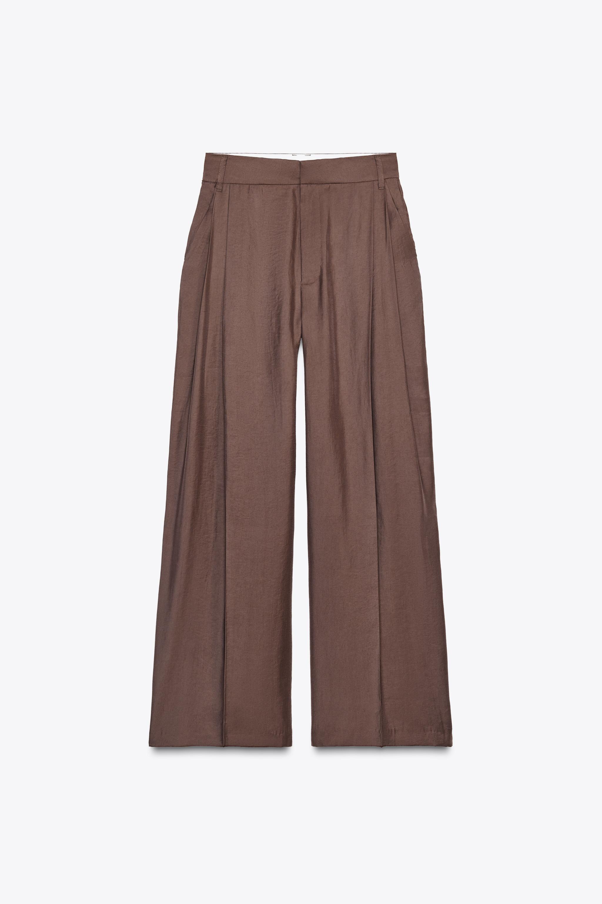 Pleated flap-pocket trousers