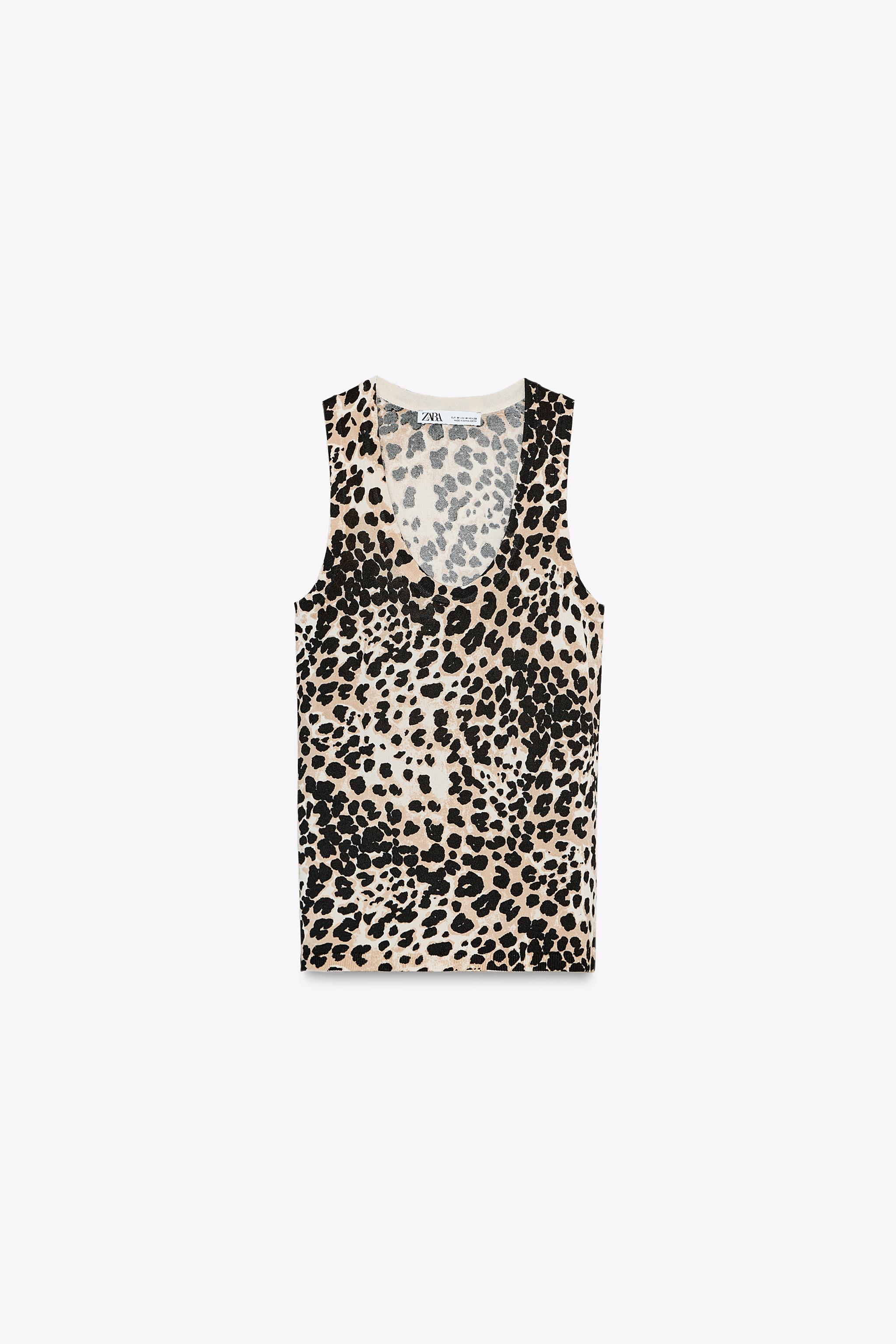 Basic plain knit top