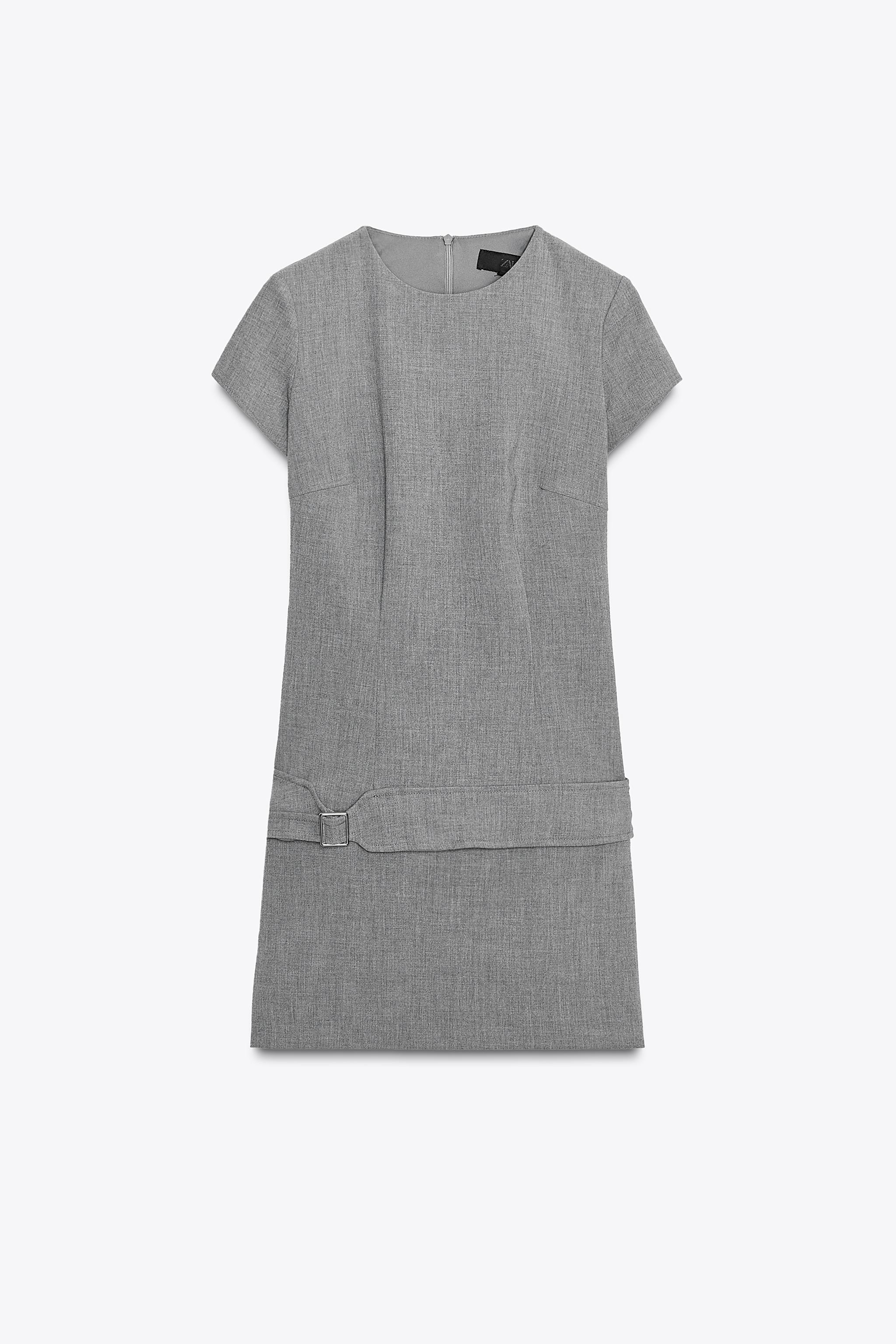 Short dress with belt