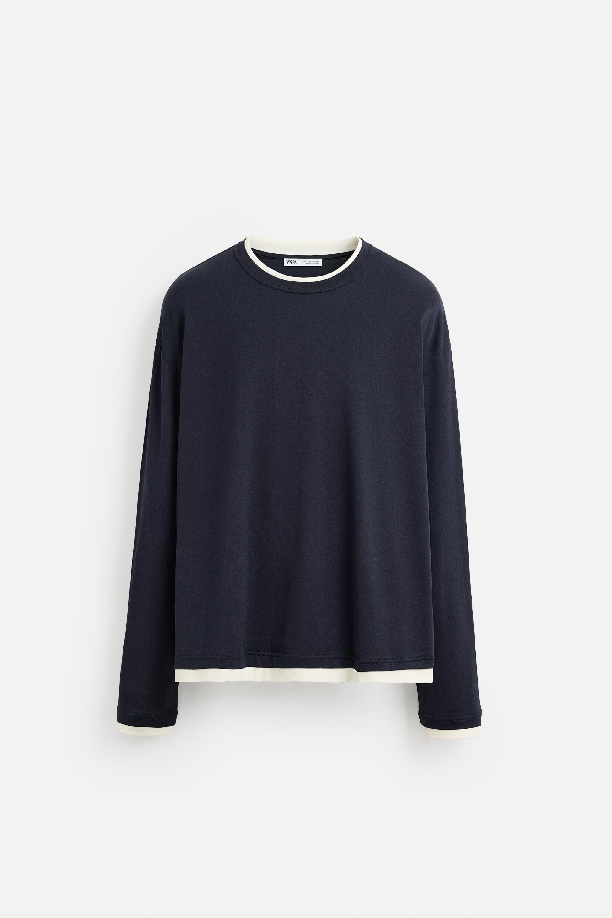 Contrast neck T‑shirt