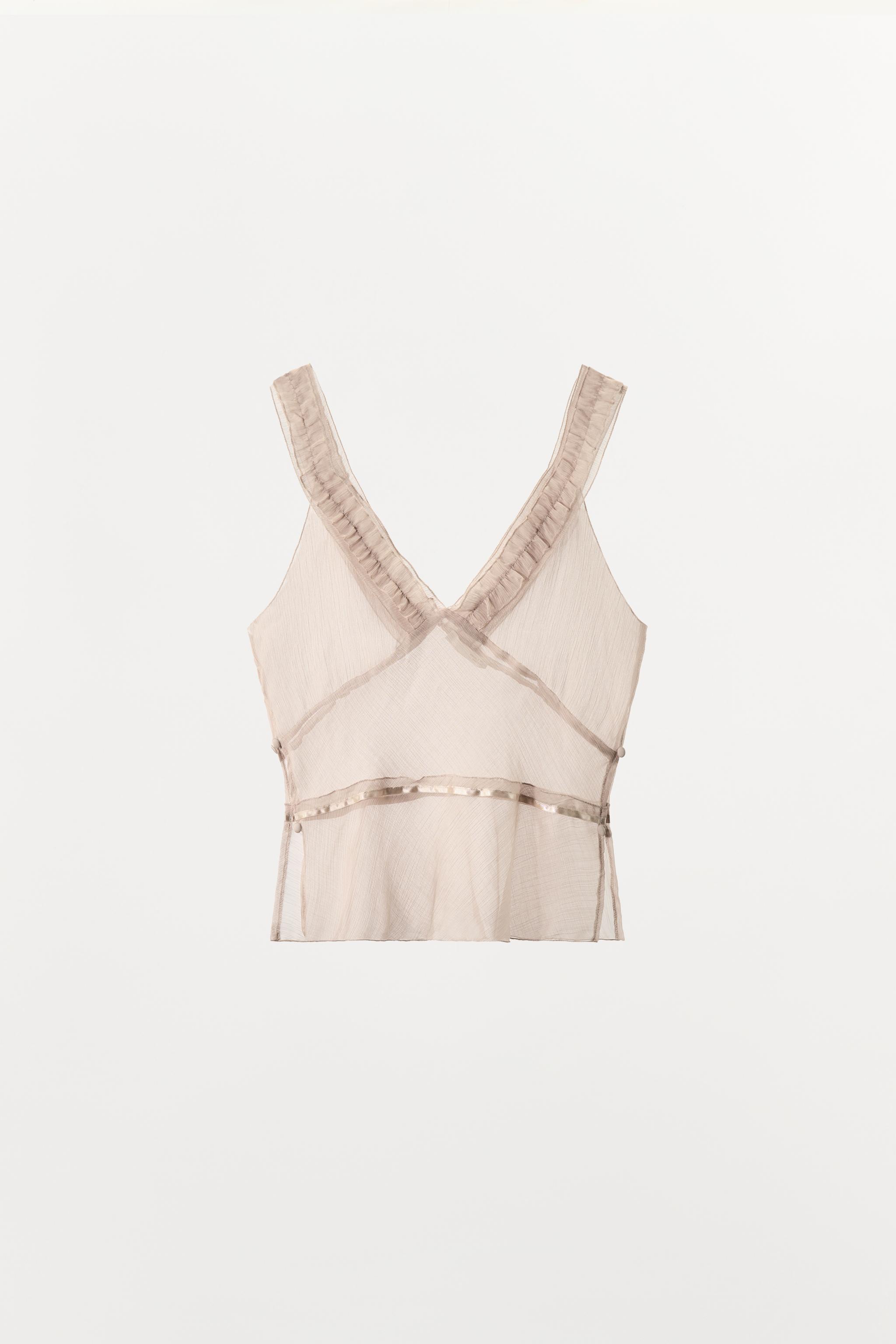 Buttoned lace trim top