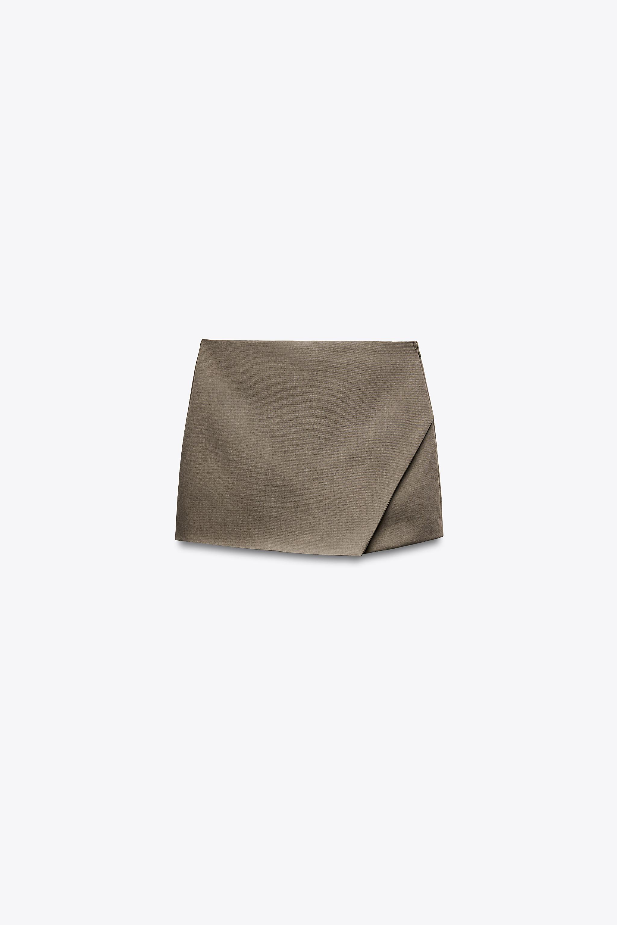 Asymmetric trouser skirt