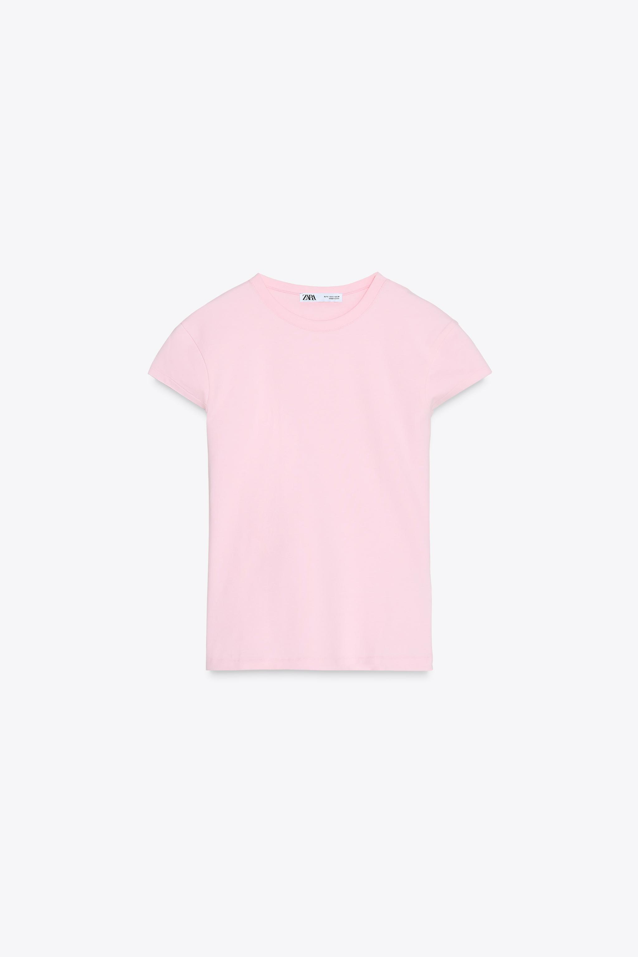 Fitted Short-Sleeved T-Shirt