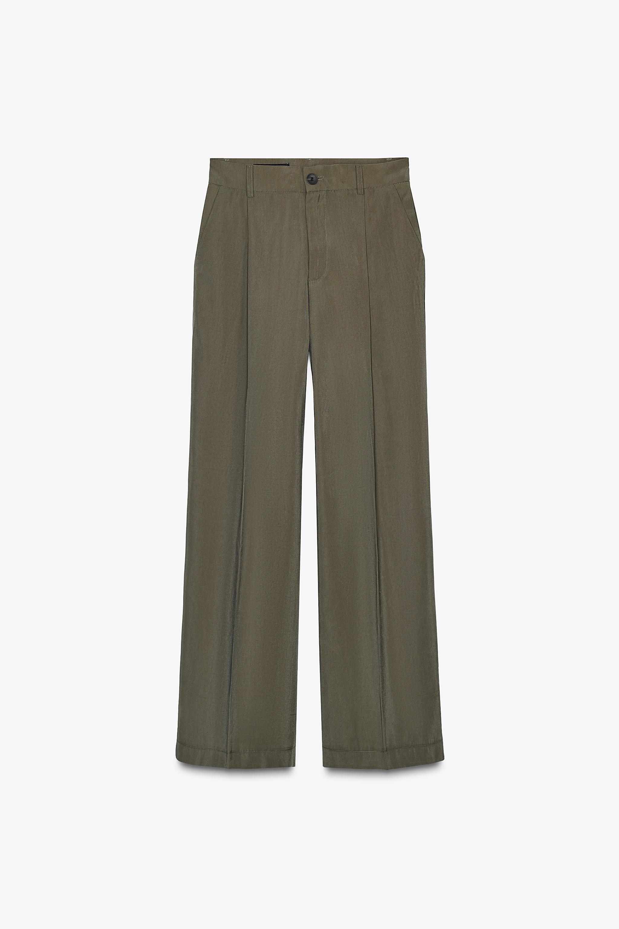 Pleated trousers