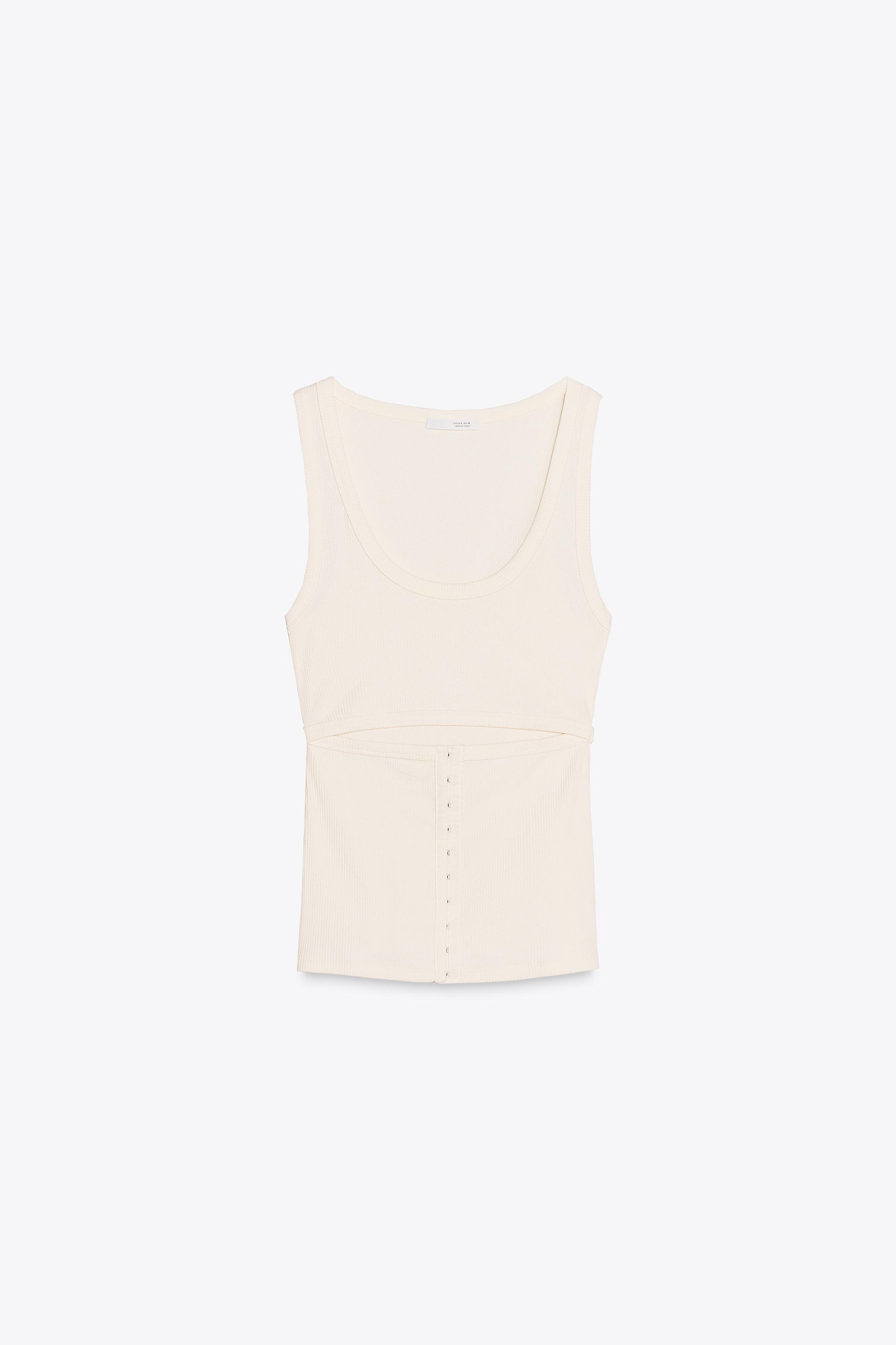 Cut-out ribbed top