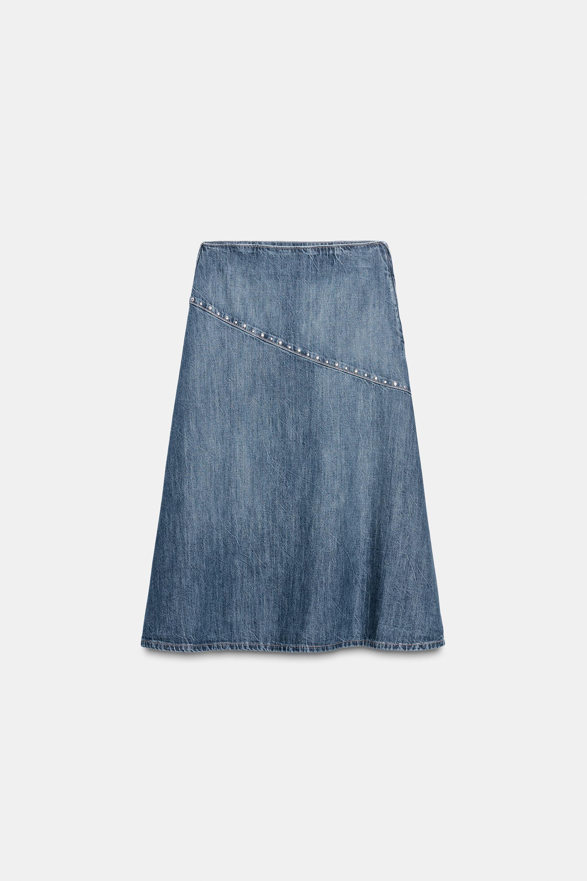 Denim skirt with studs