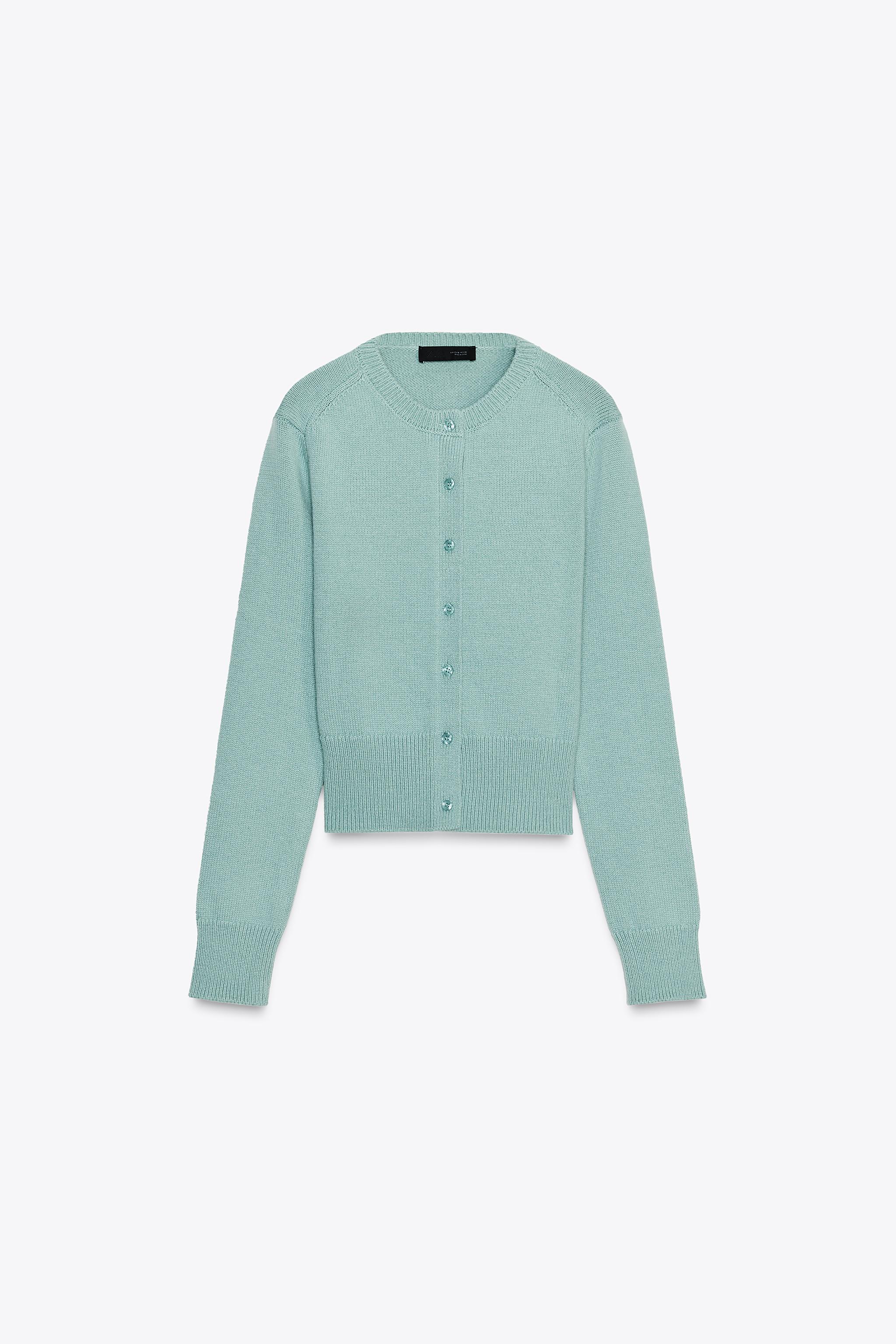 Solid knitted cardigan