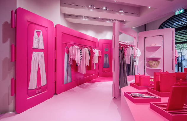 Barbie pop cheap up store