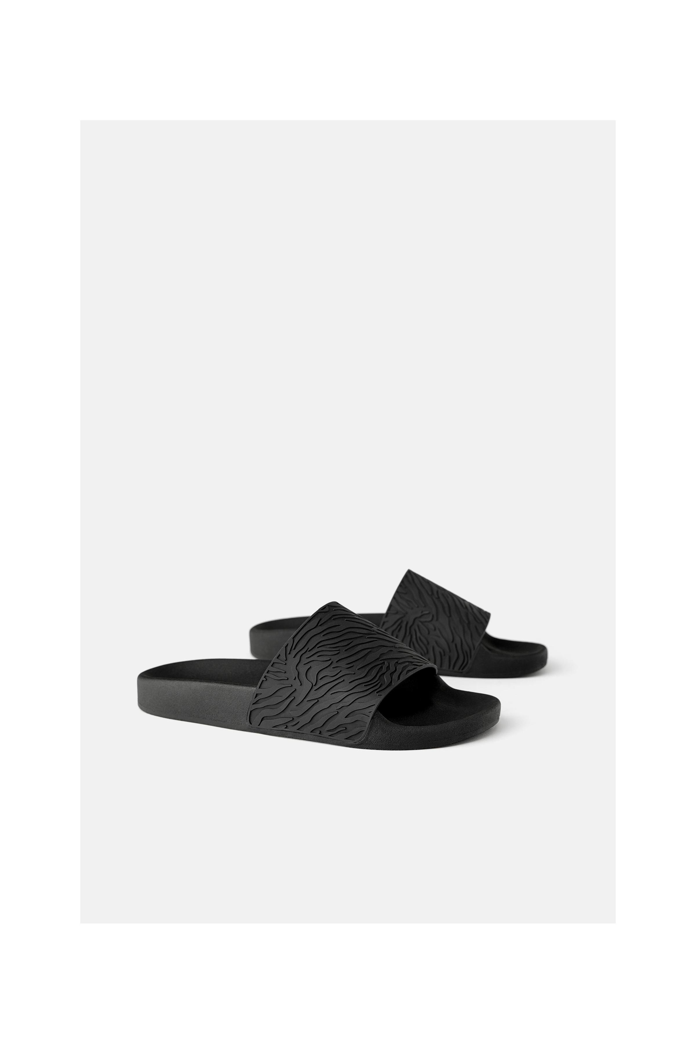 Zara SLIDE SANDALS WITH RAISED RUBBER