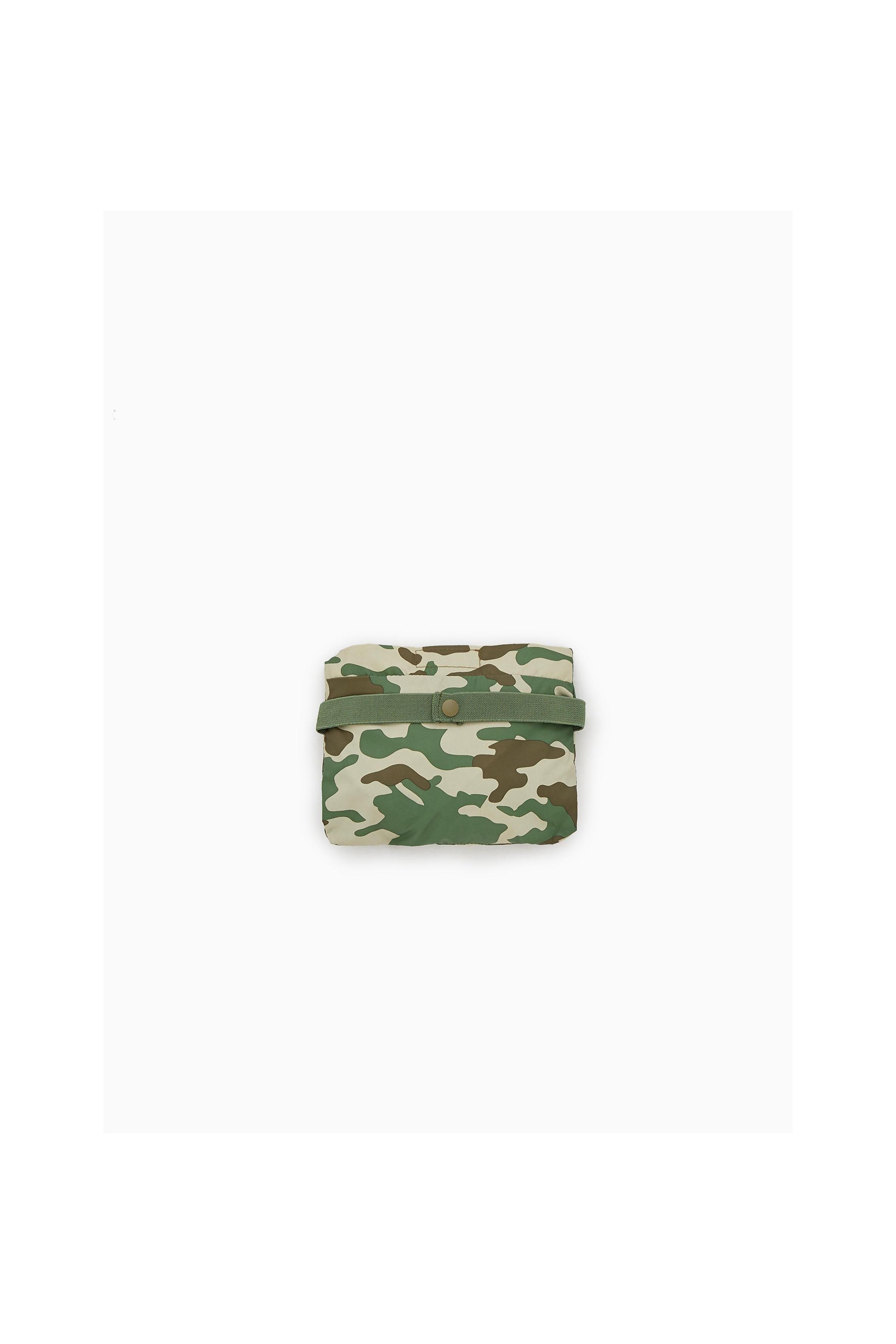 Zara PACKABLE CAMOUFLAGE RAINCOAT
