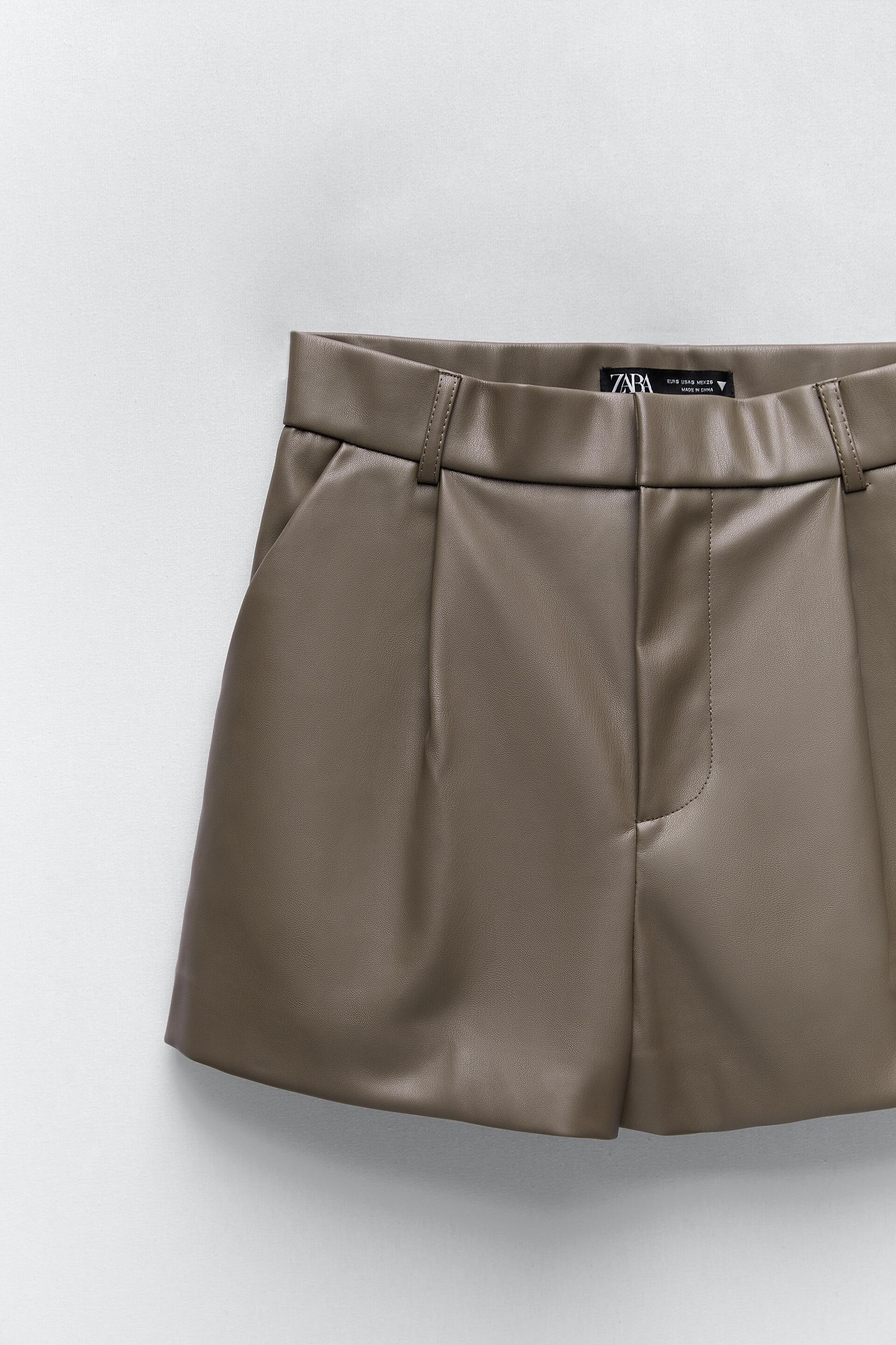 Zara PLEATED SHORTS 98408344706