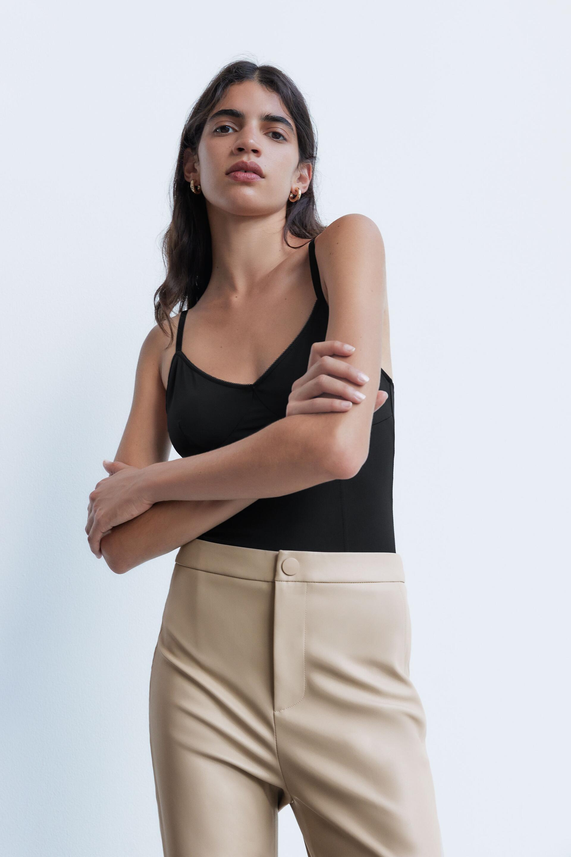 Легинсы кожаные Zara бежевые