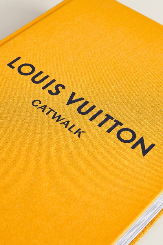 LOUIS VUITTON CATWALK BOOK | ZARA United Kingdom