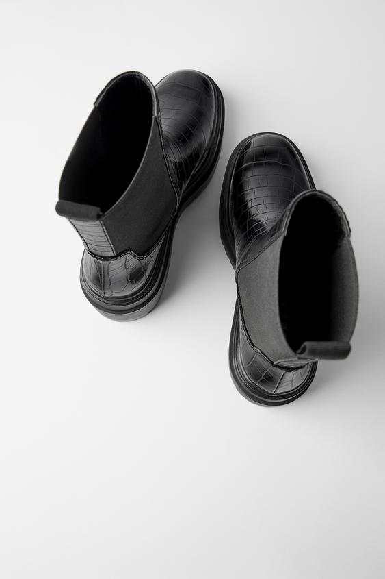 hayvan desenli duz bilekte bot