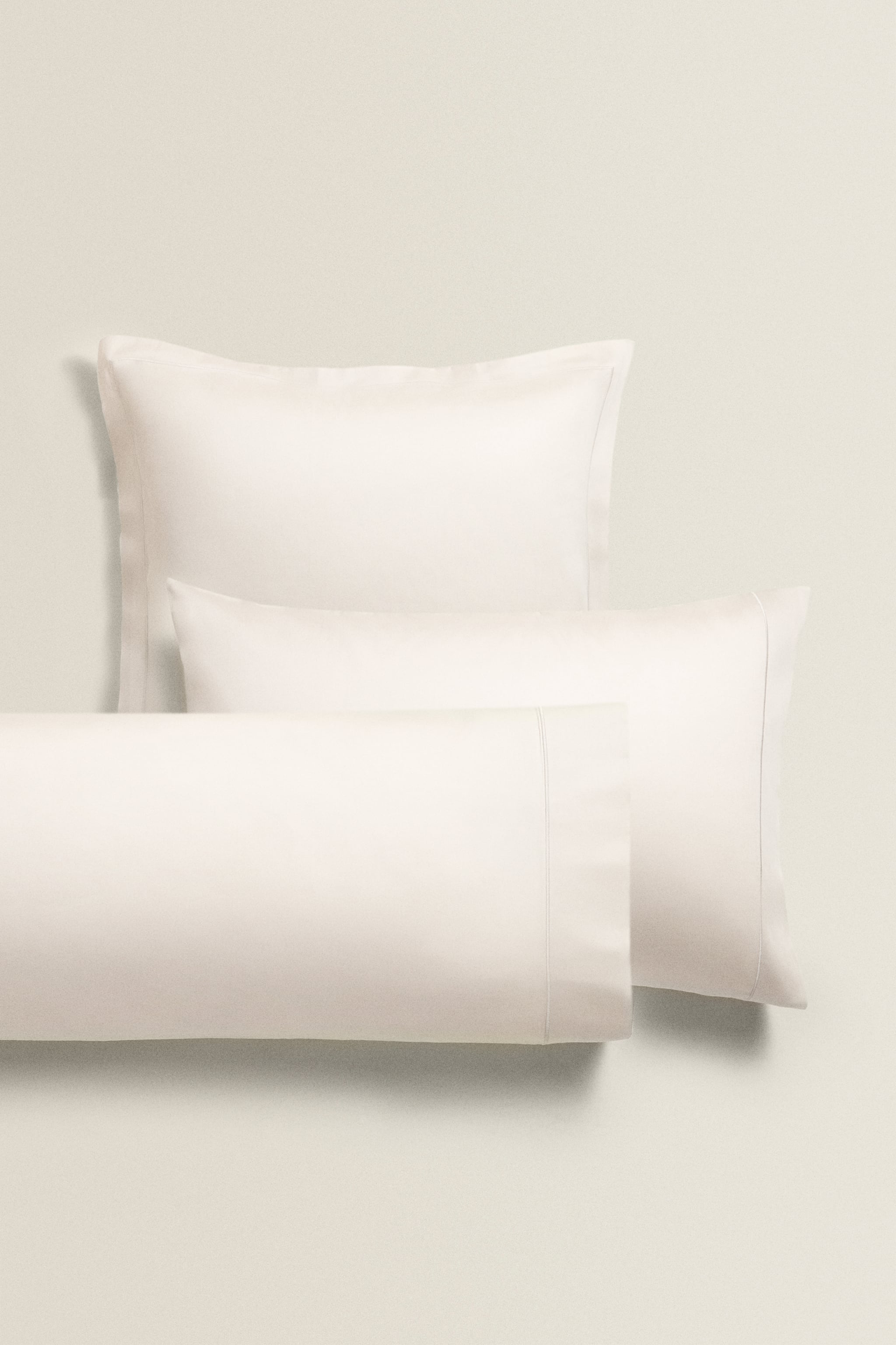 THREAD COUNT) SATEEN PILLOWCASE WITH TRIM
