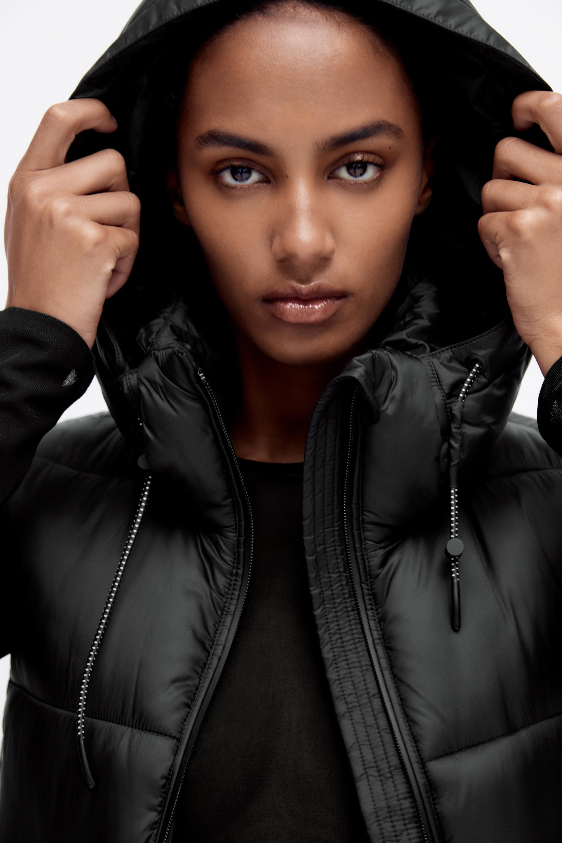 Zara WATER REPELLENT PUFFER VEST 108958016800