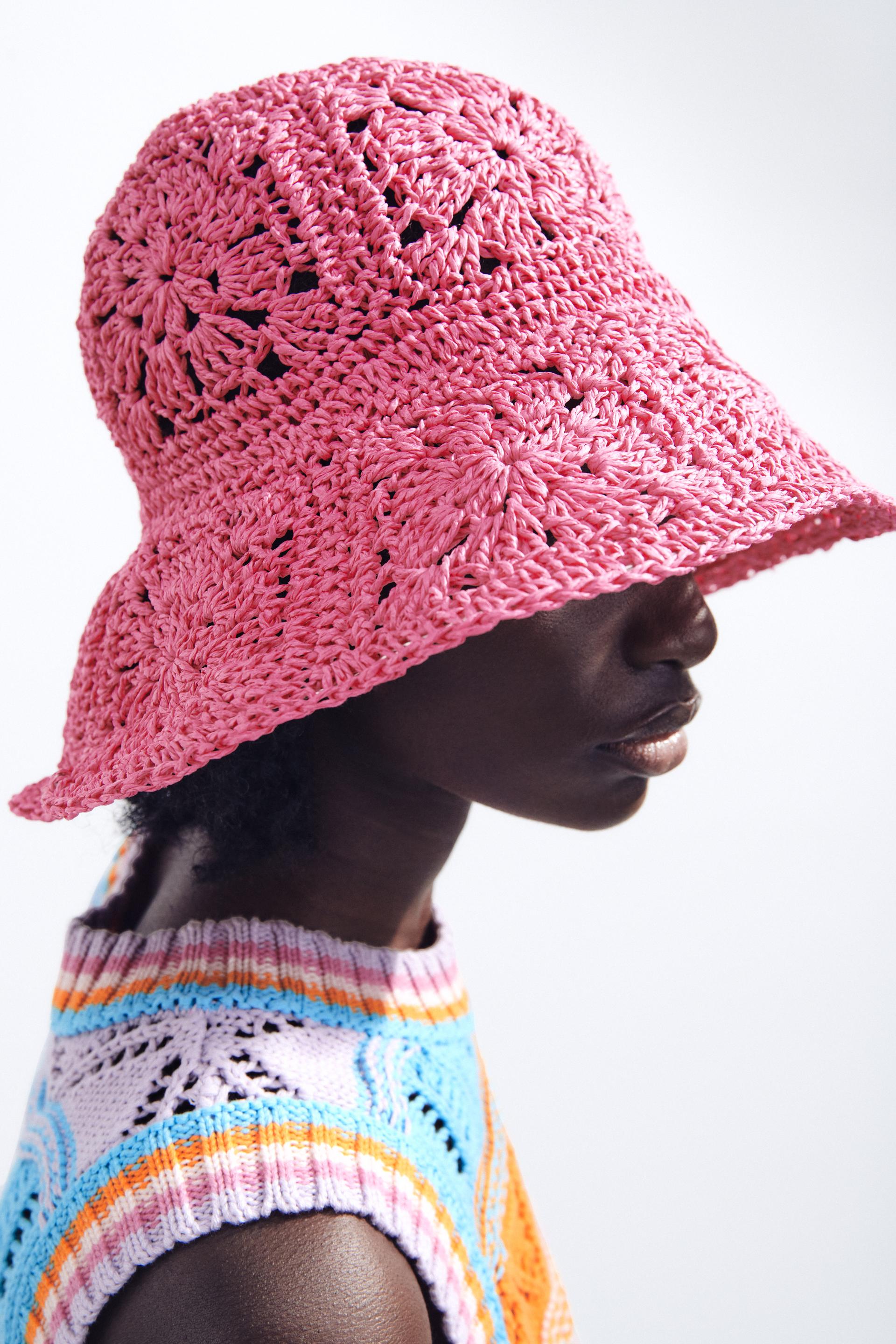 Zara CROCHET HAT