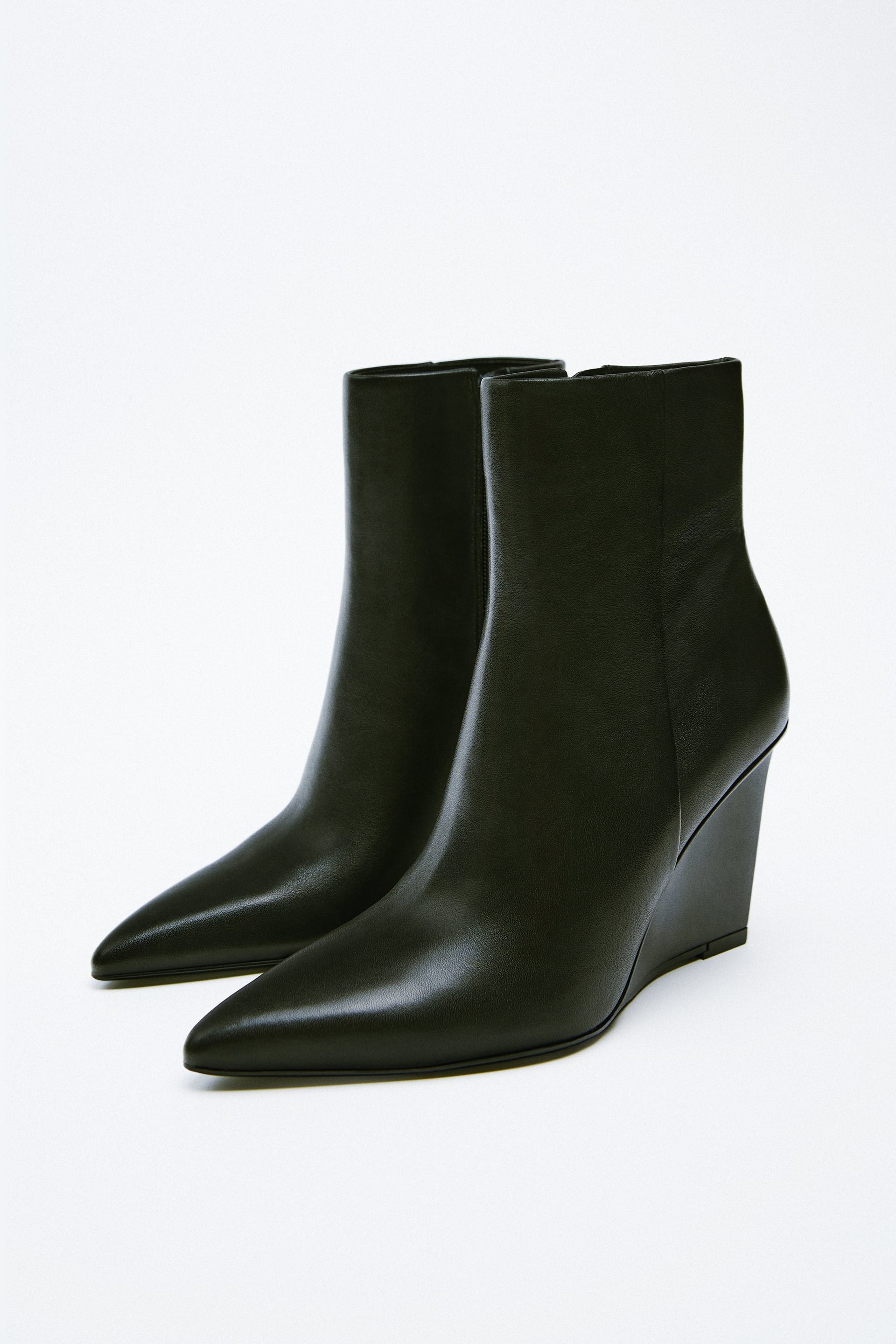Zara LEATHER WEDGE ANKLE BOOTS - 147739114-040-