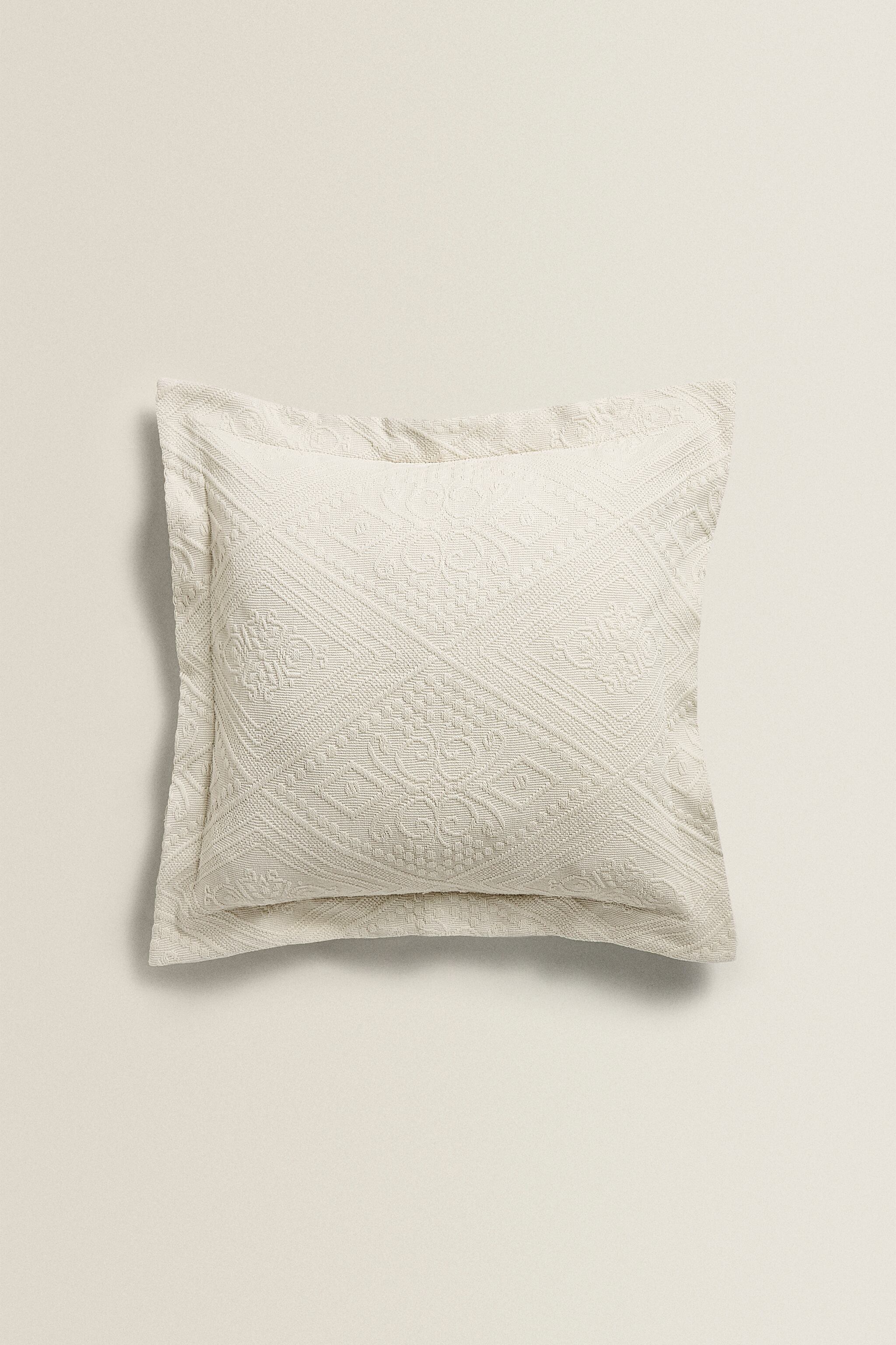 COTTON CUSHION COVER WITH GEOMETRIC DESIGN