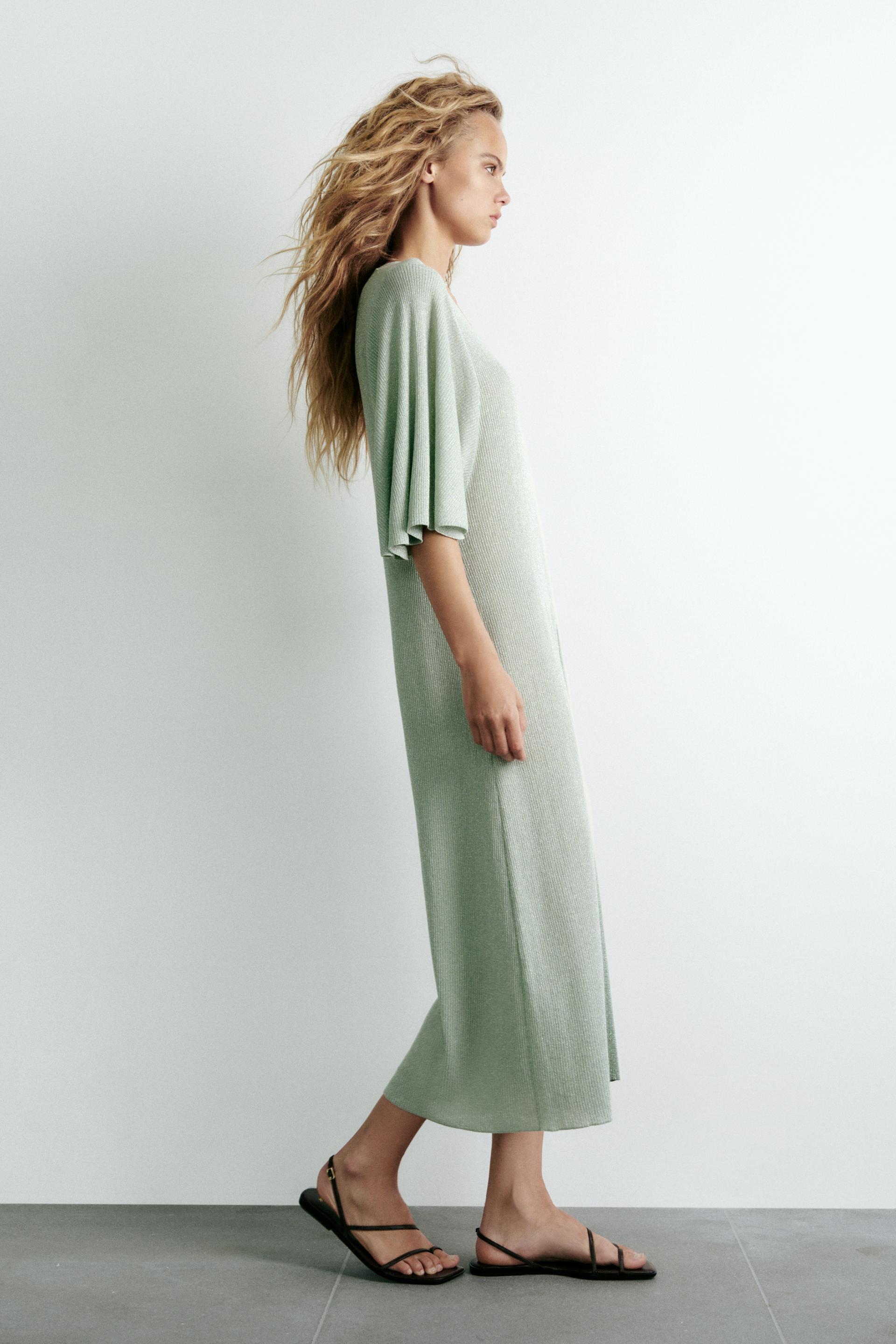 Zara LONG KNIT DRESS WITH METALLIC THREAD DETAIL 182291523526
