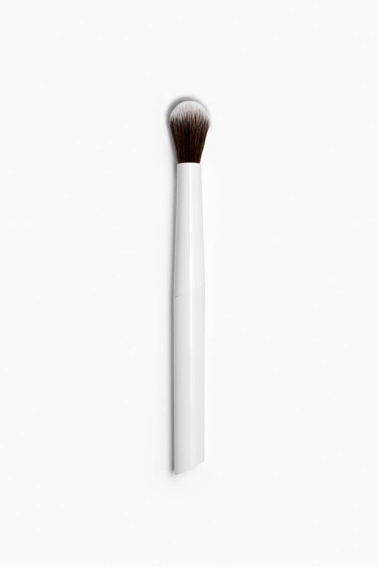 FACE BRUSH #3