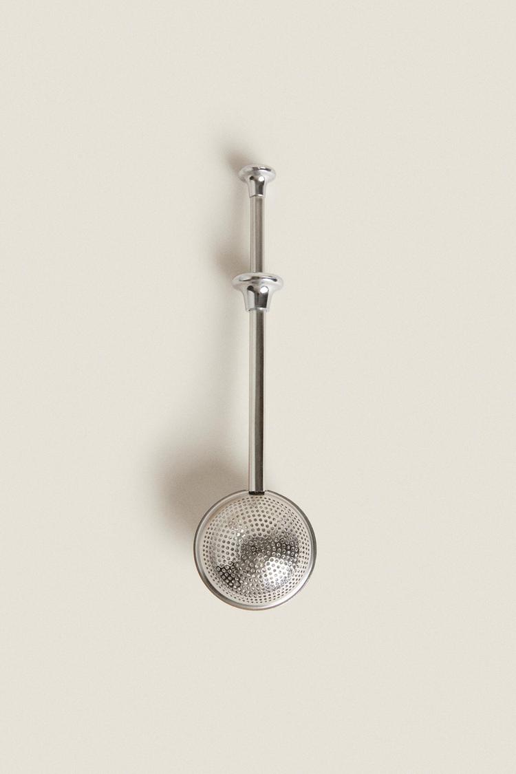 TEA STRAINER
