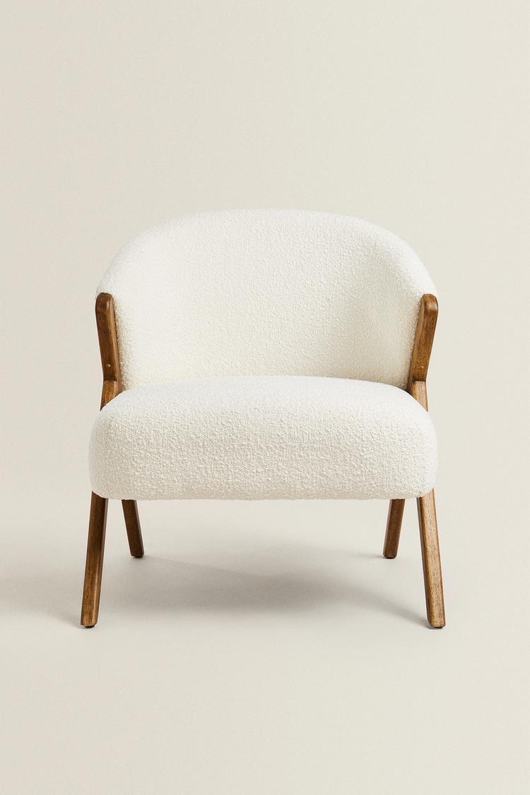 UPHOLSTERED BOUCLÉ ARMCHAIR