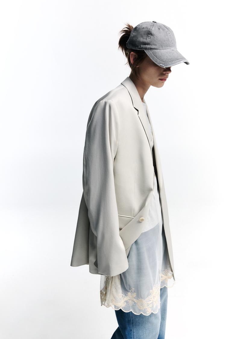 RIPPED DENIM CAP