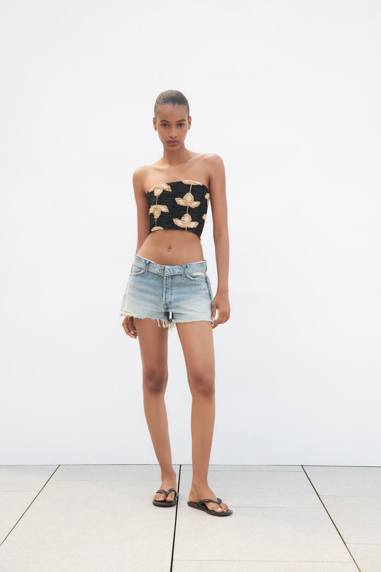 STRAPLESS EMBROIDERED TOP