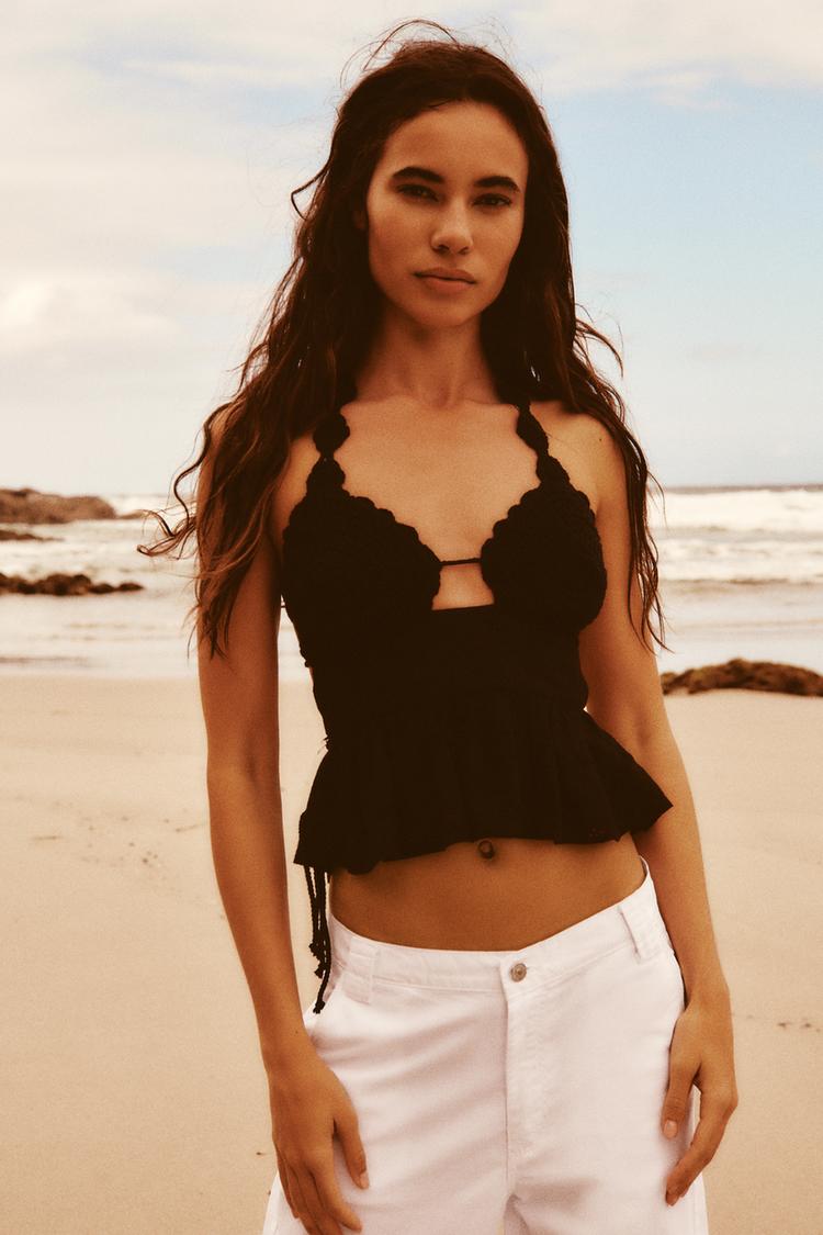 CROCHET CROP TOP