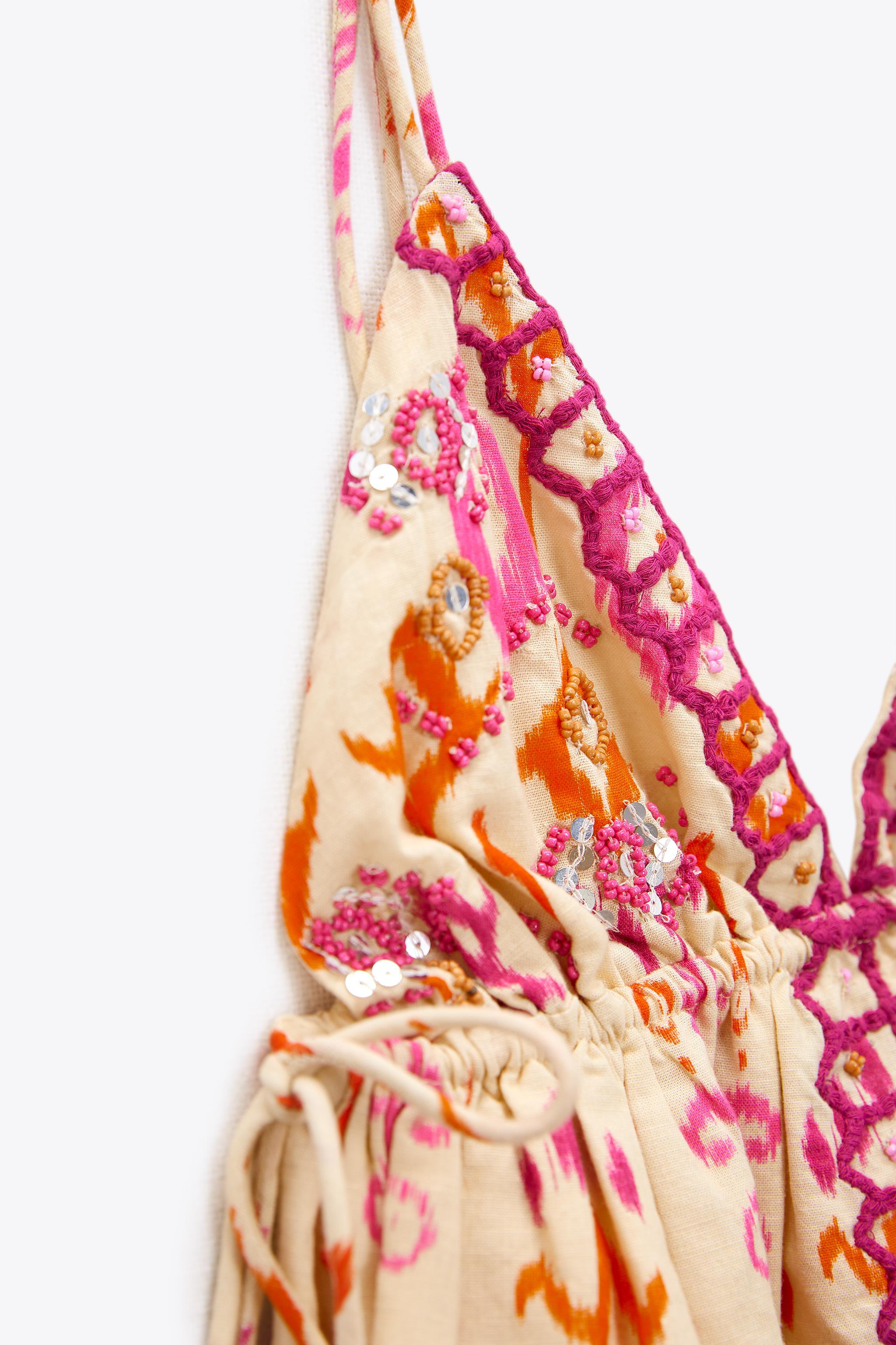 Zara BEADED PRINTED TOP | Mall of America®