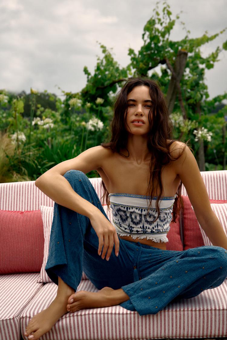 STRAPLESS PRINTED TOP