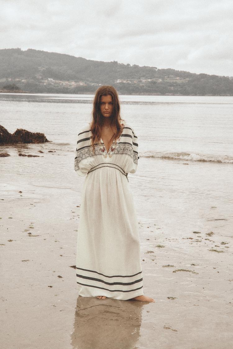 KAFTAN DRESS WITH BEADS